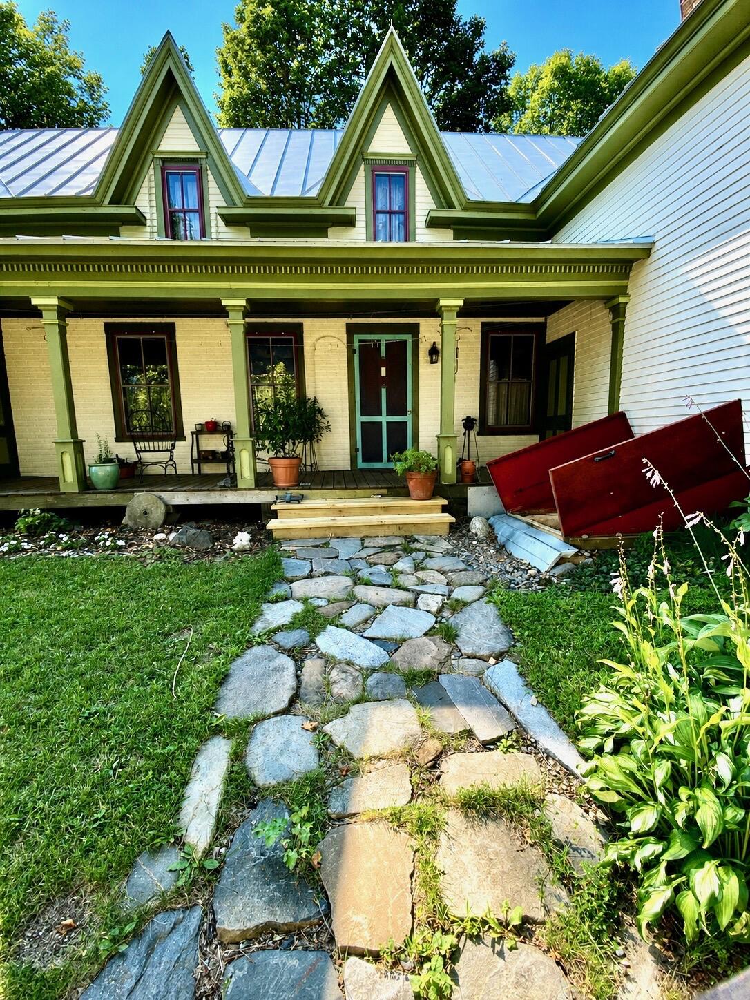 main property photo 4