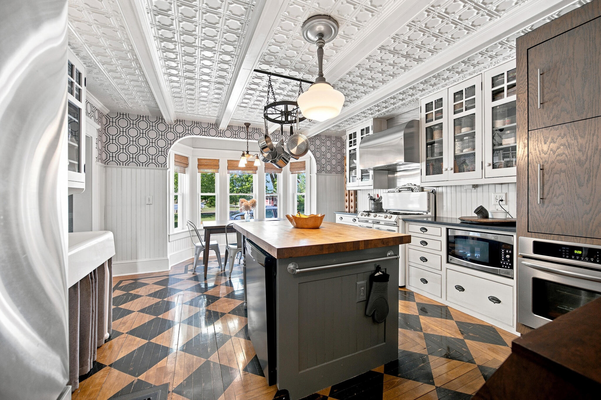main property photo 17