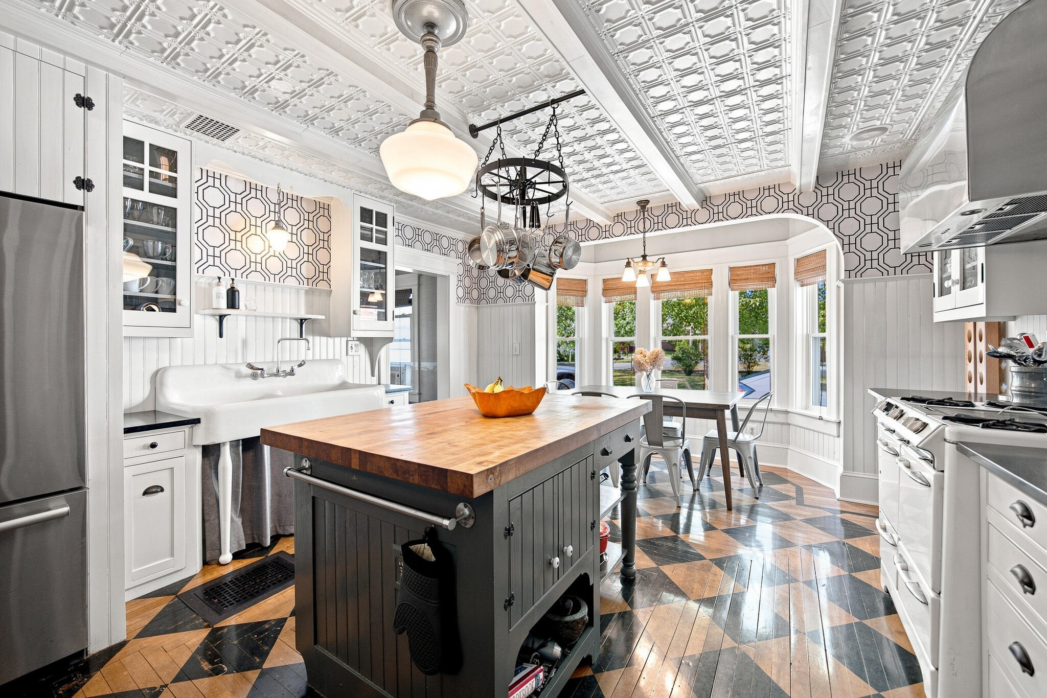 main property photo 18