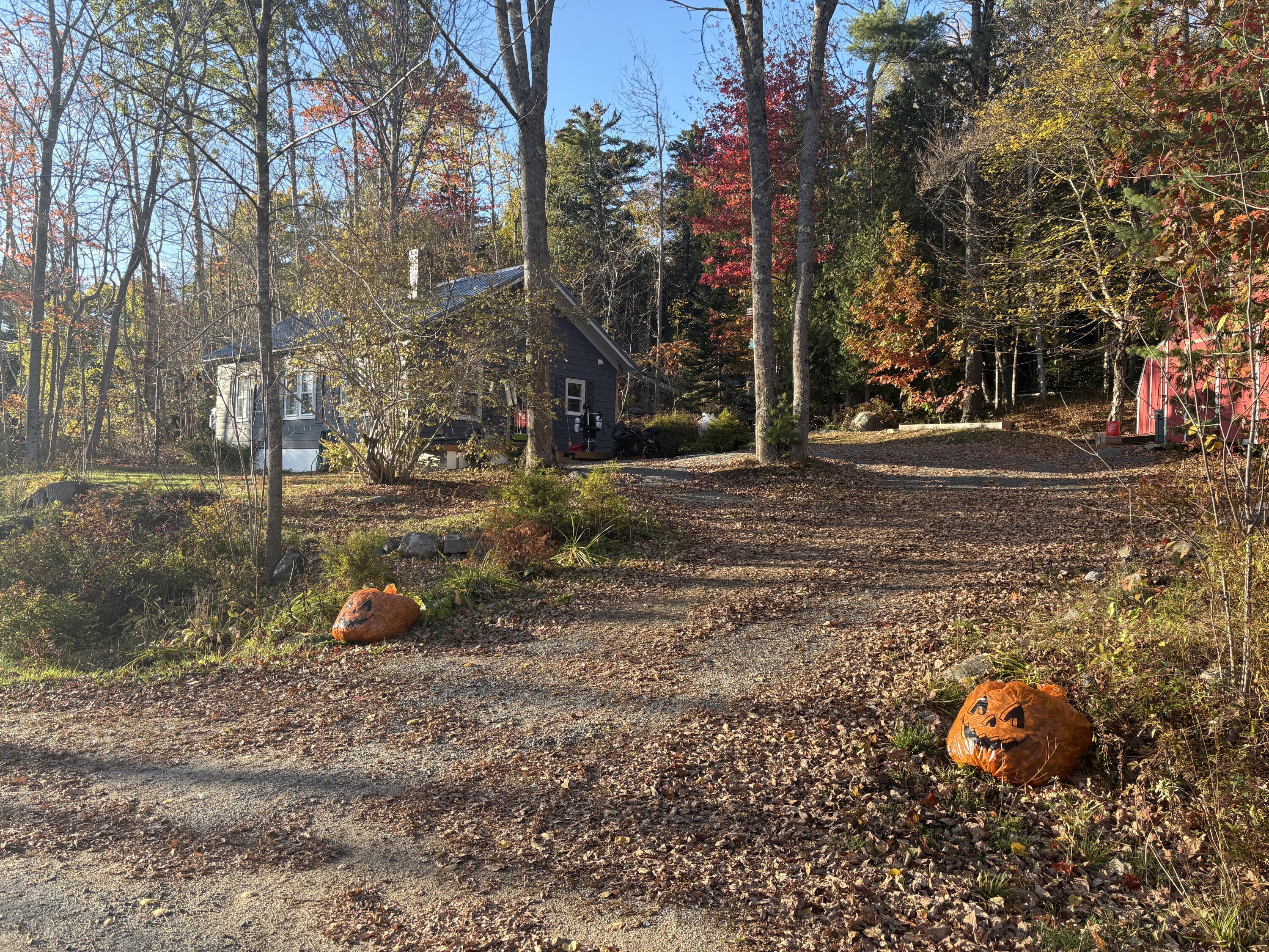 main property photo 30