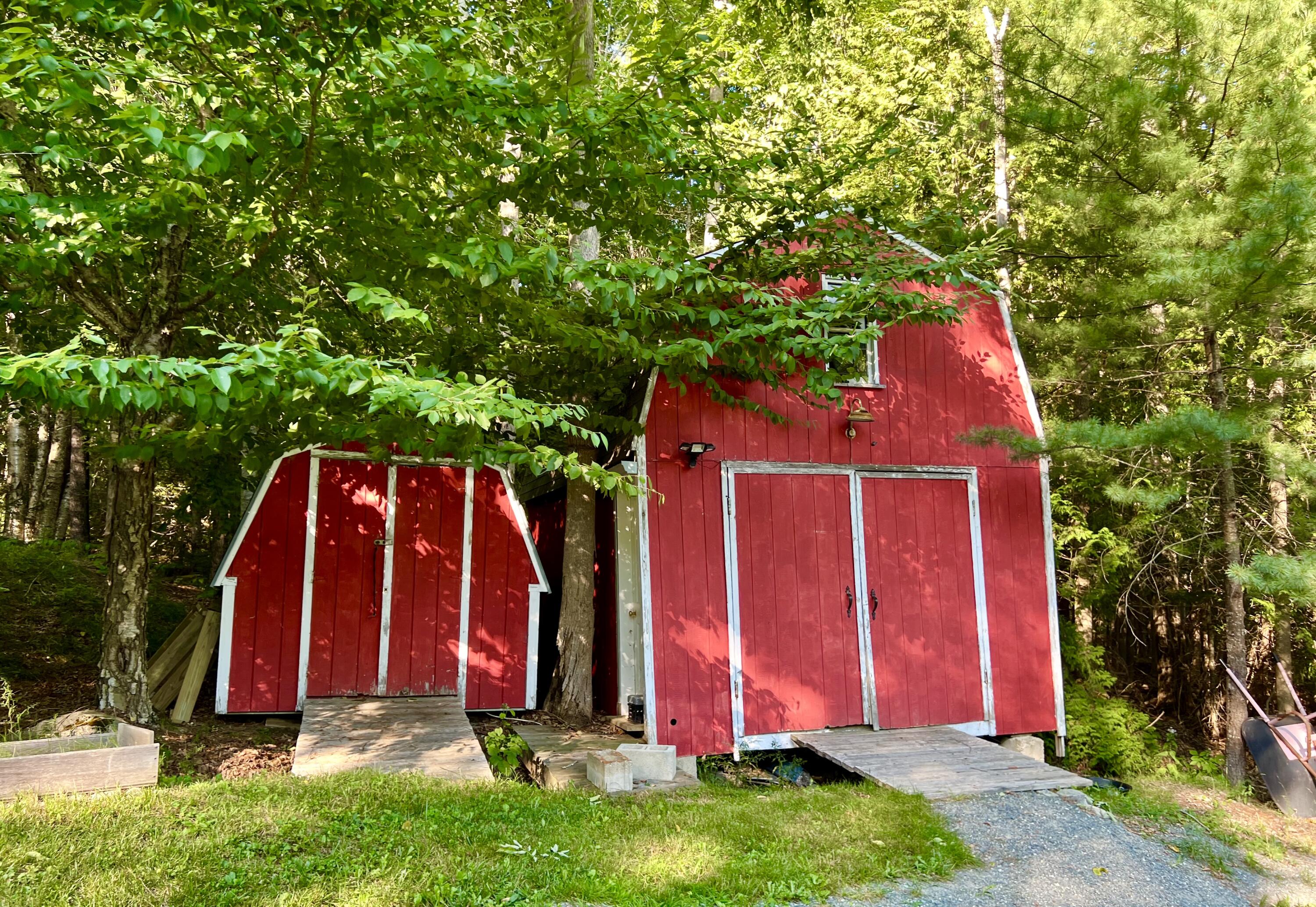 main property photo 6