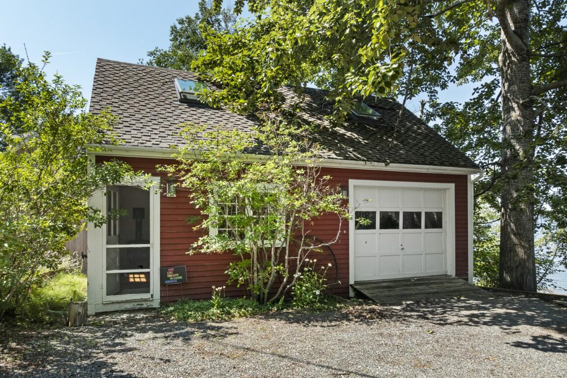 main property photo 65