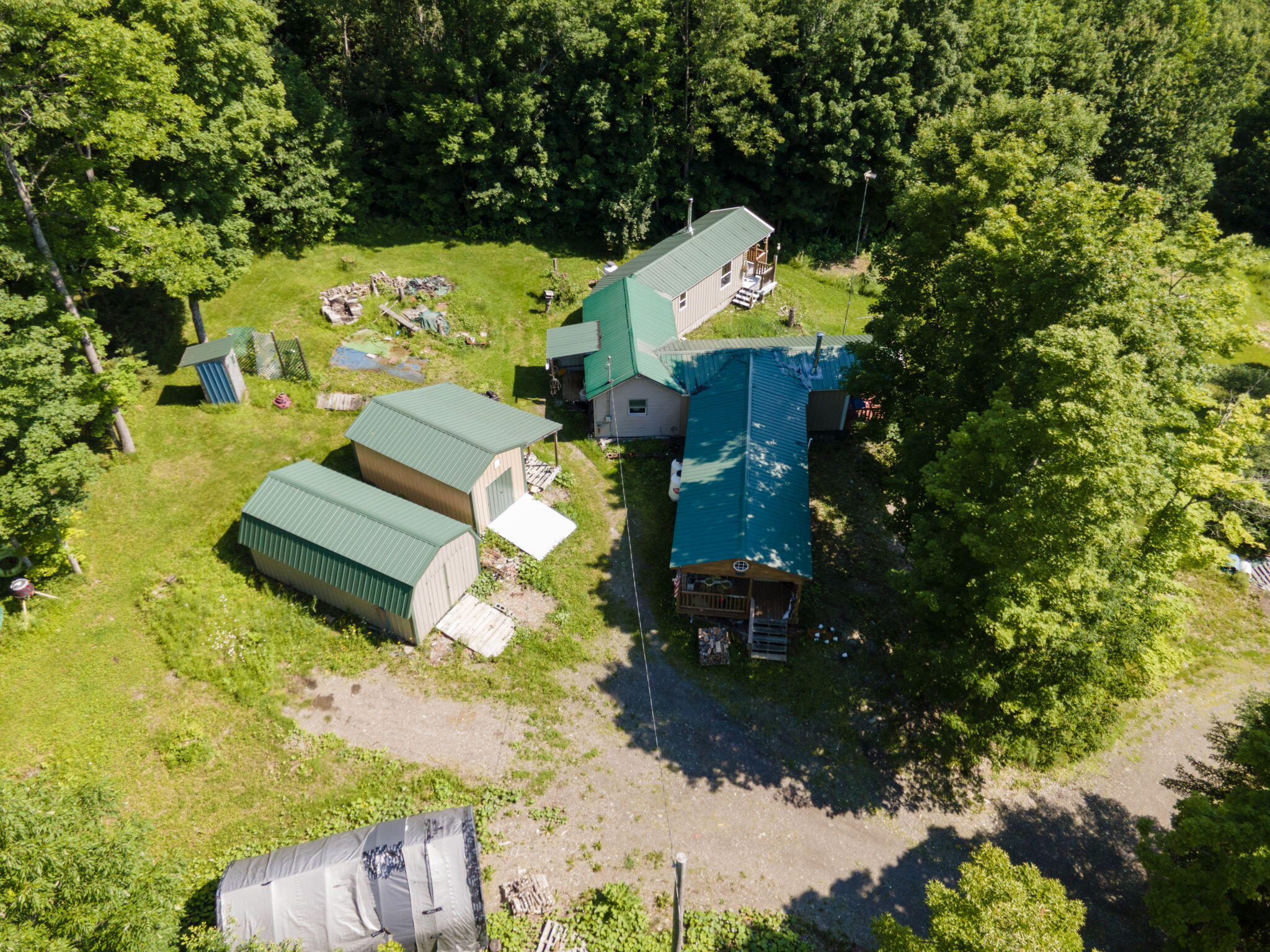 main property photo 37