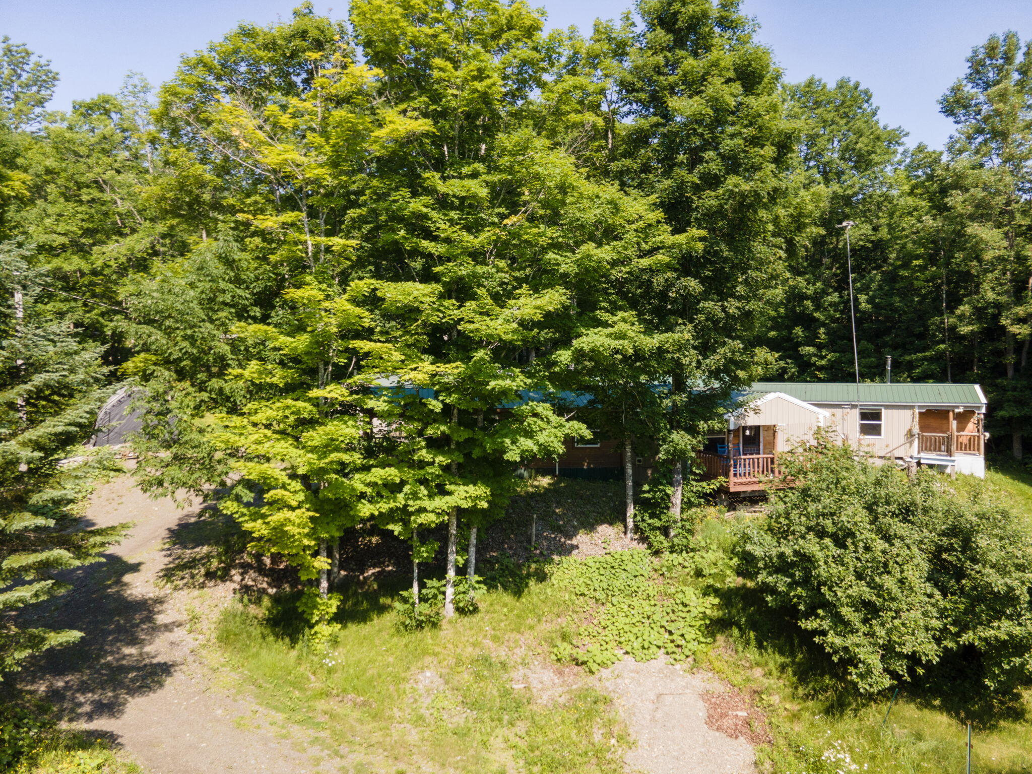 main property photo 39