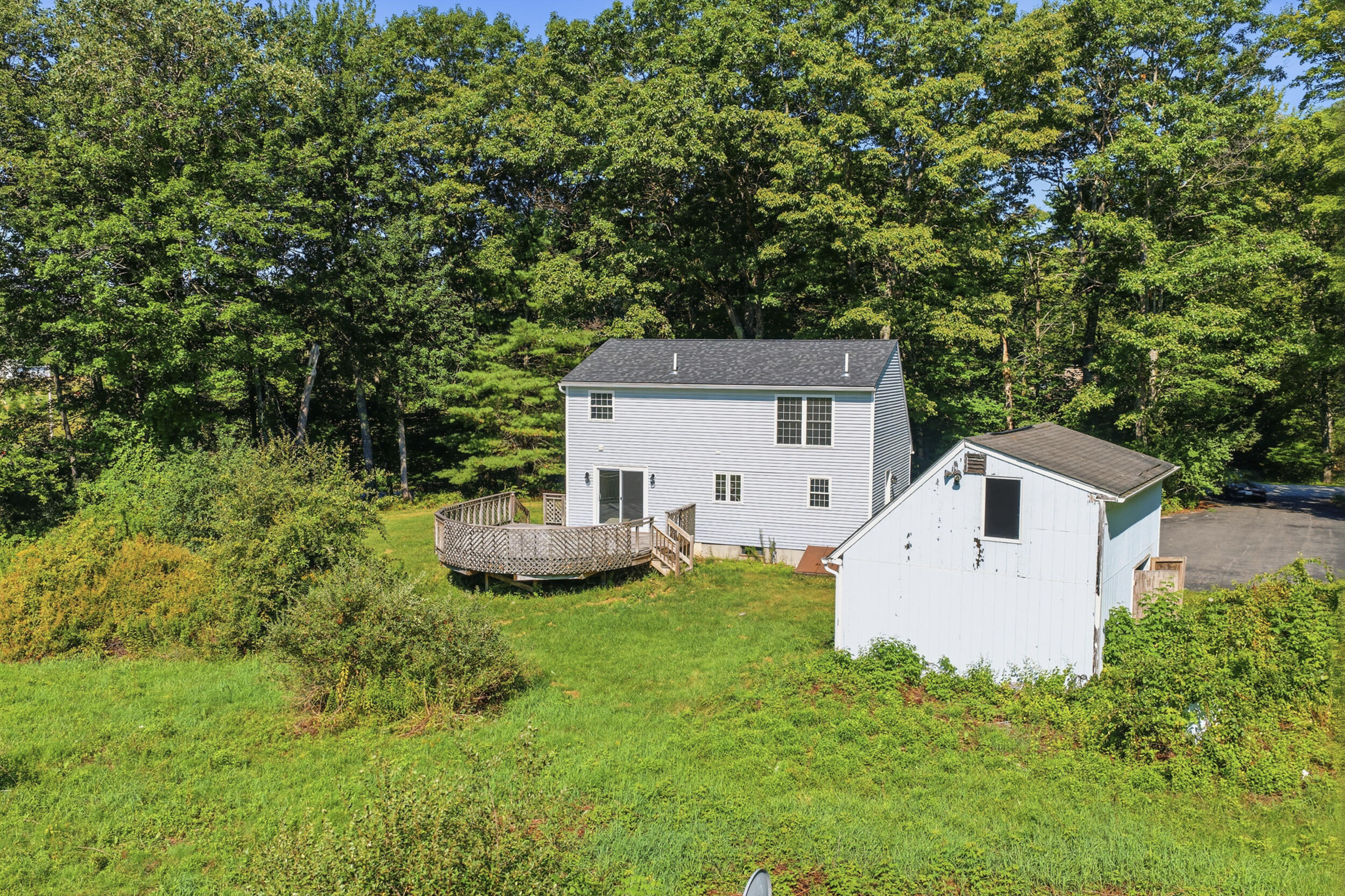 main property photo 41
