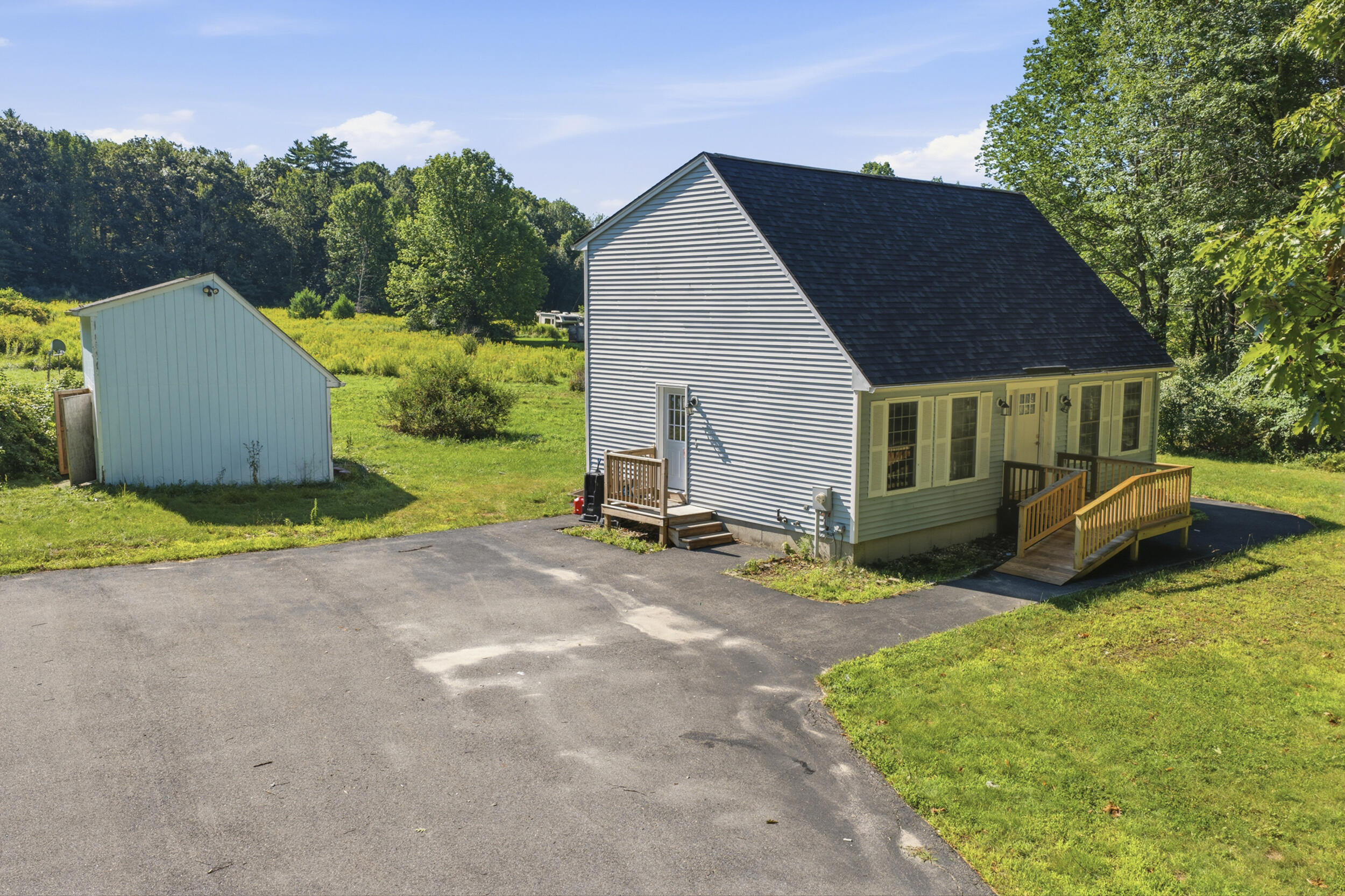 main property photo 43