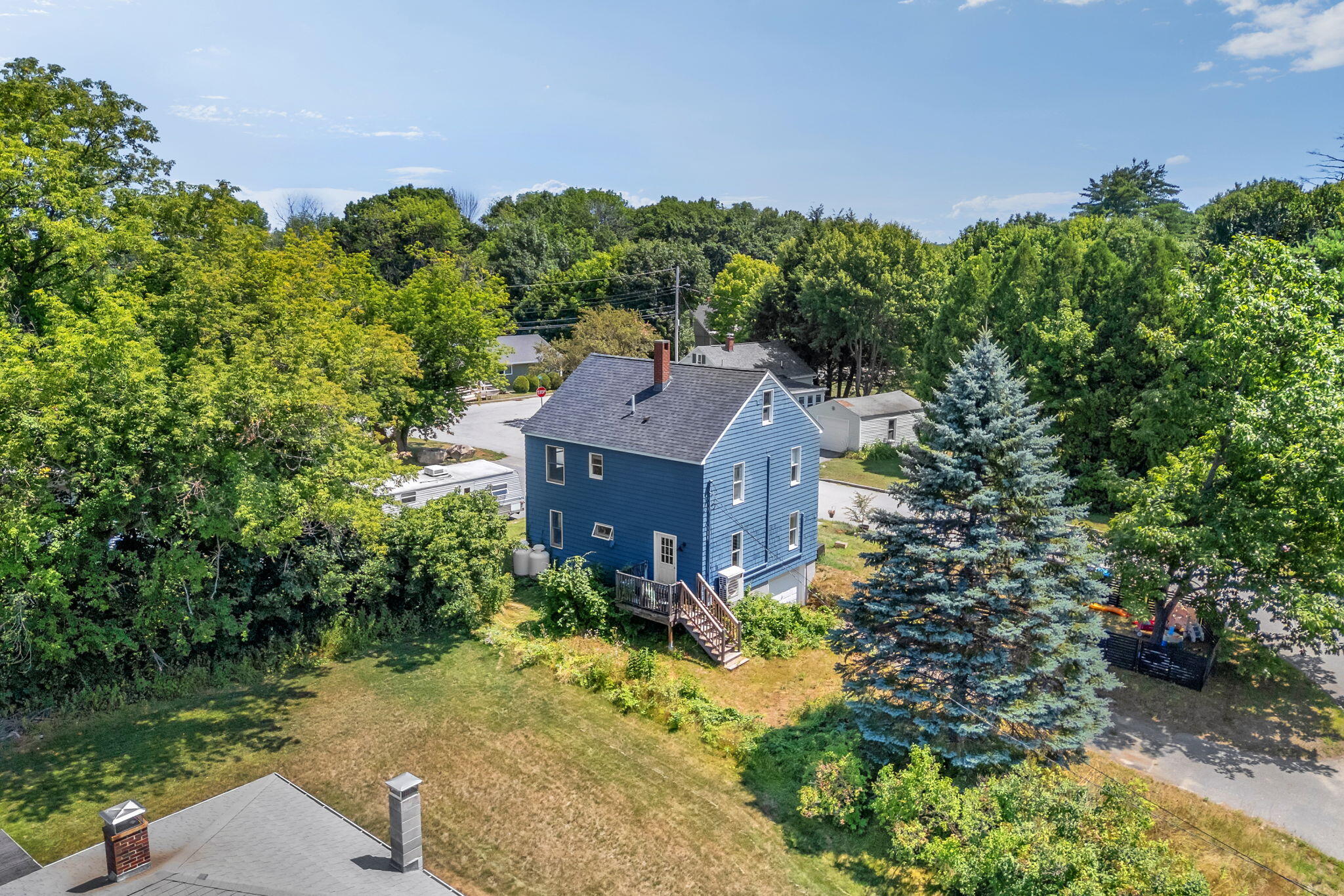 main property photo 32