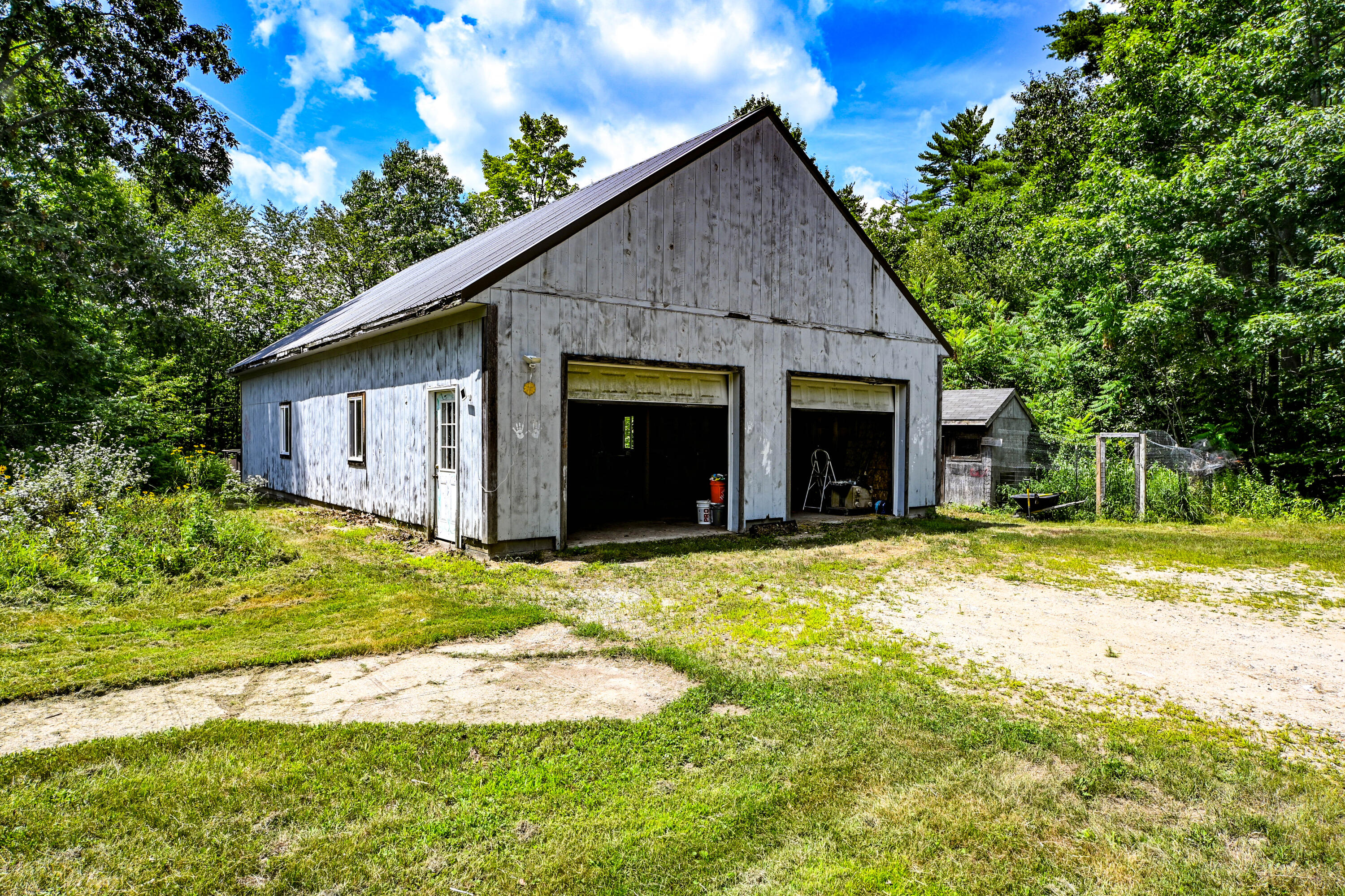 main property photo 49