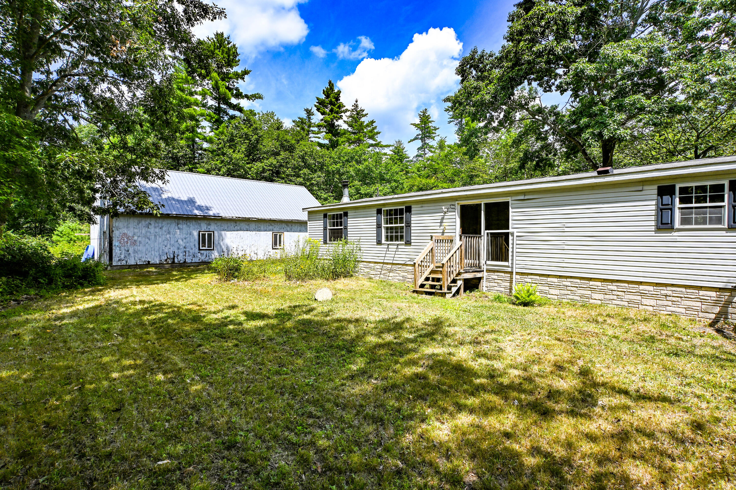 main property photo 50
