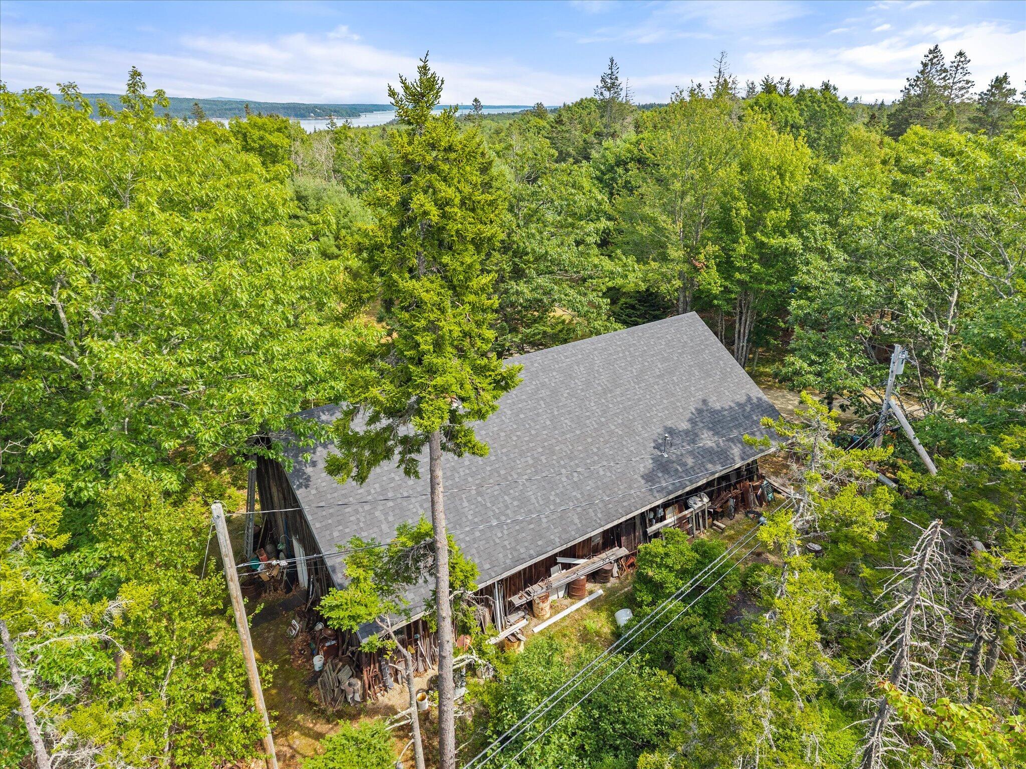 main property photo 46