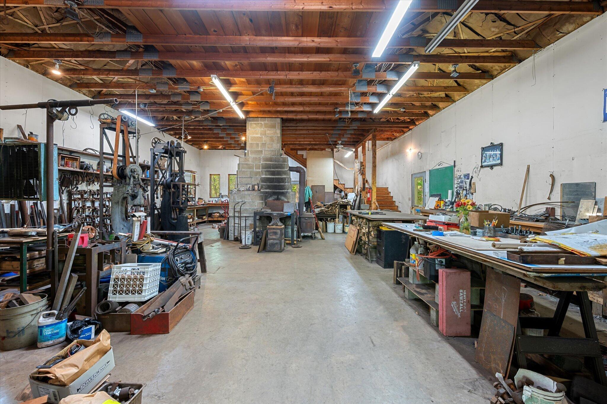main property photo 47