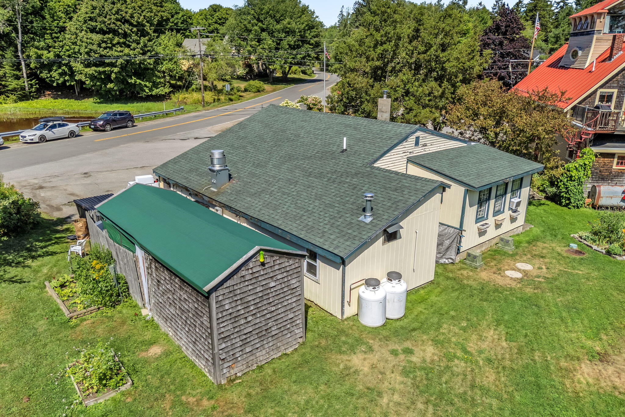 main property photo 33