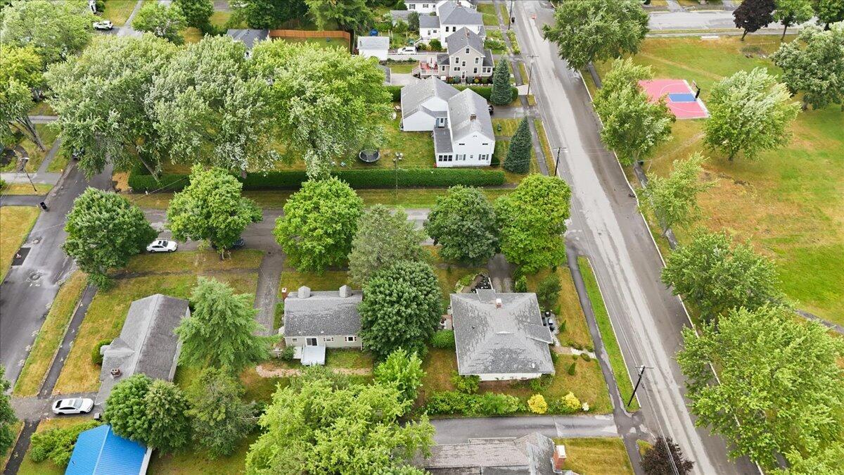main property photo 64