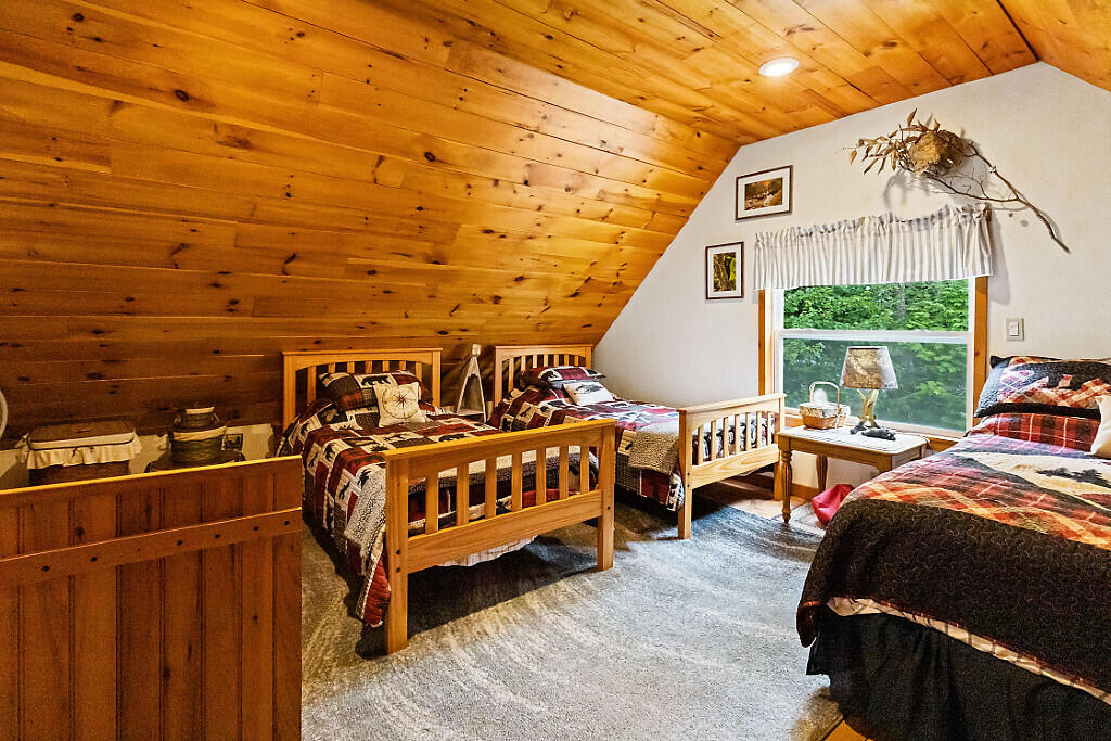 main property photo 59