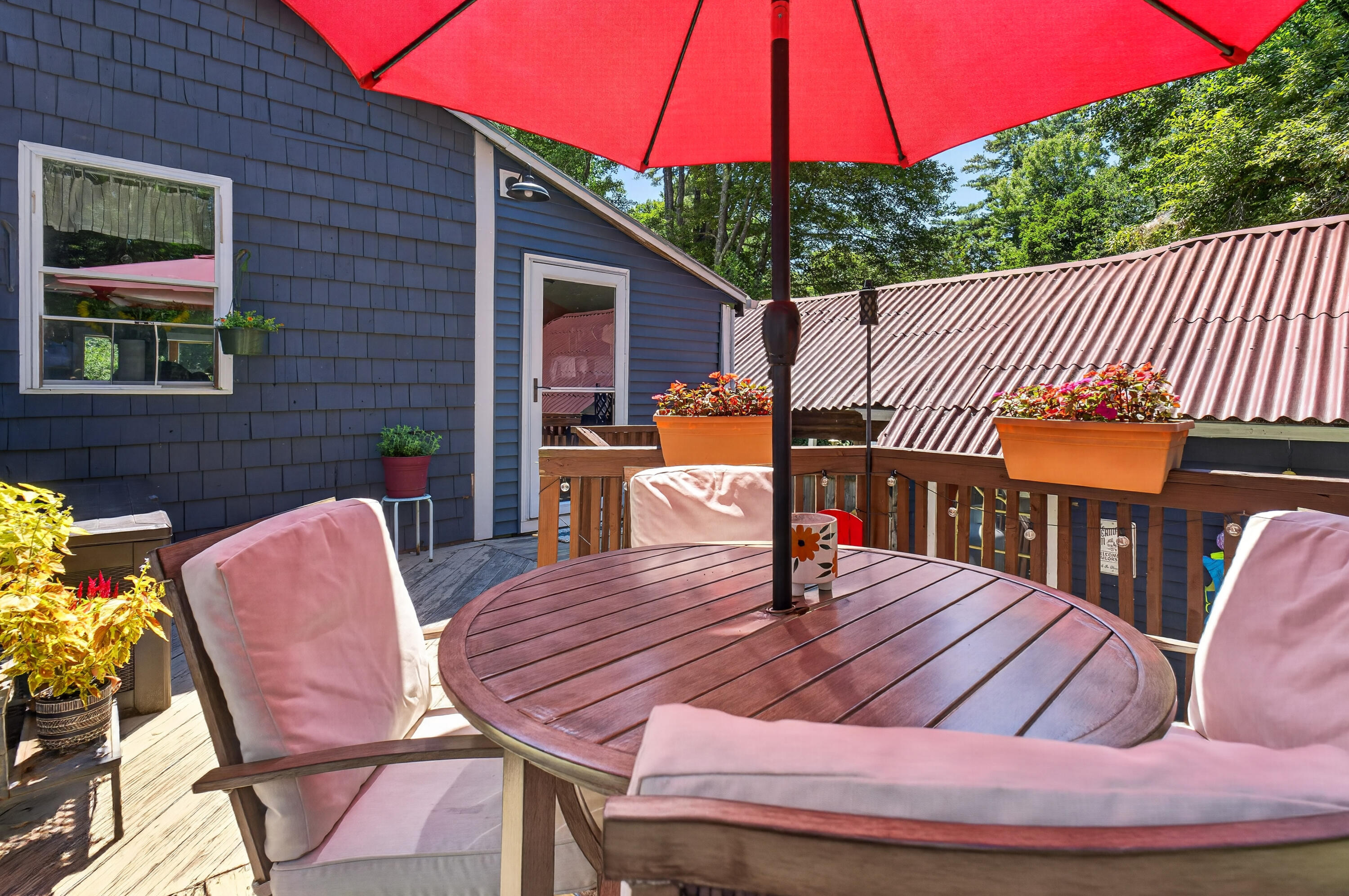 main property photo 79