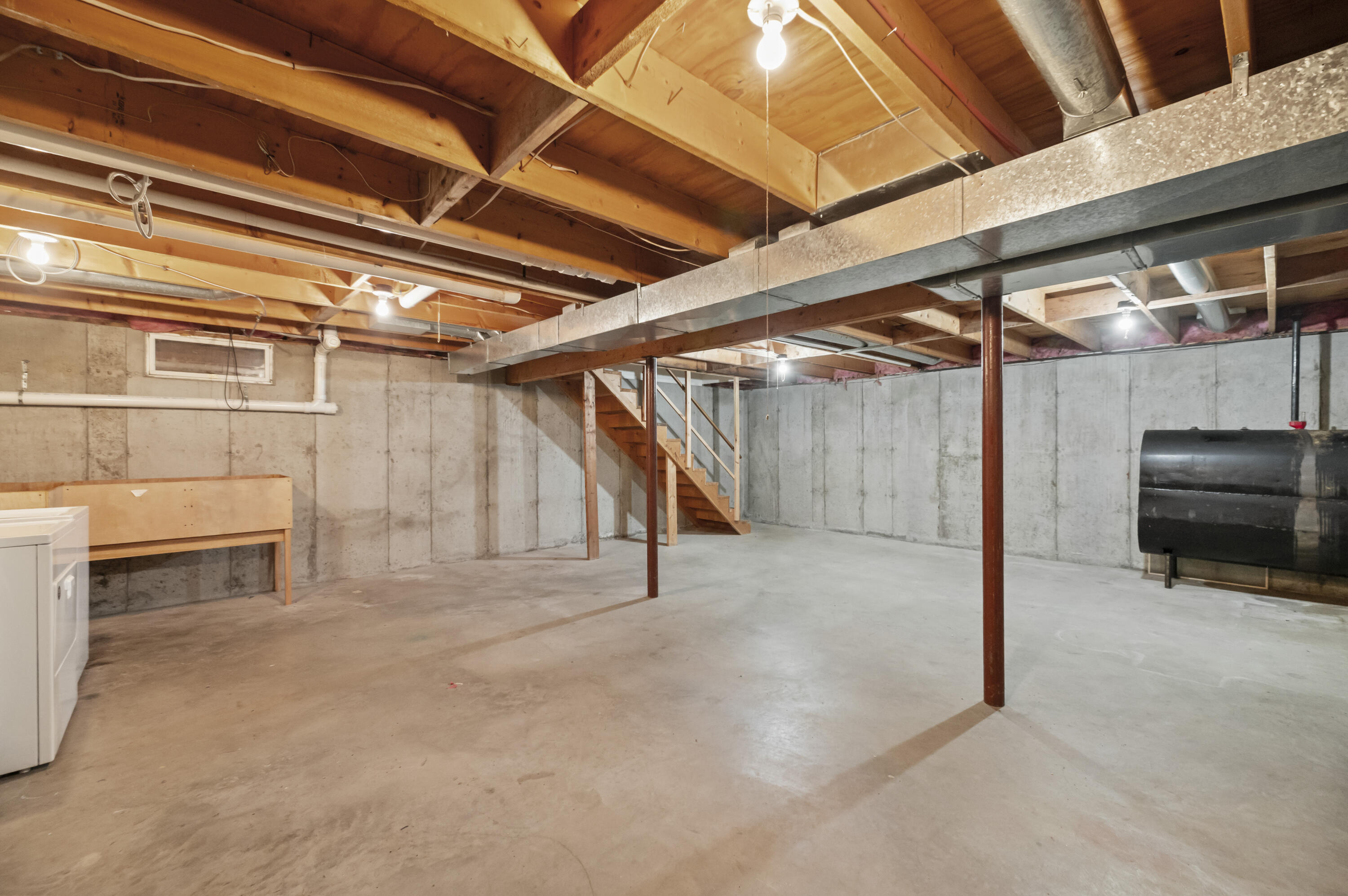 main property photo 50