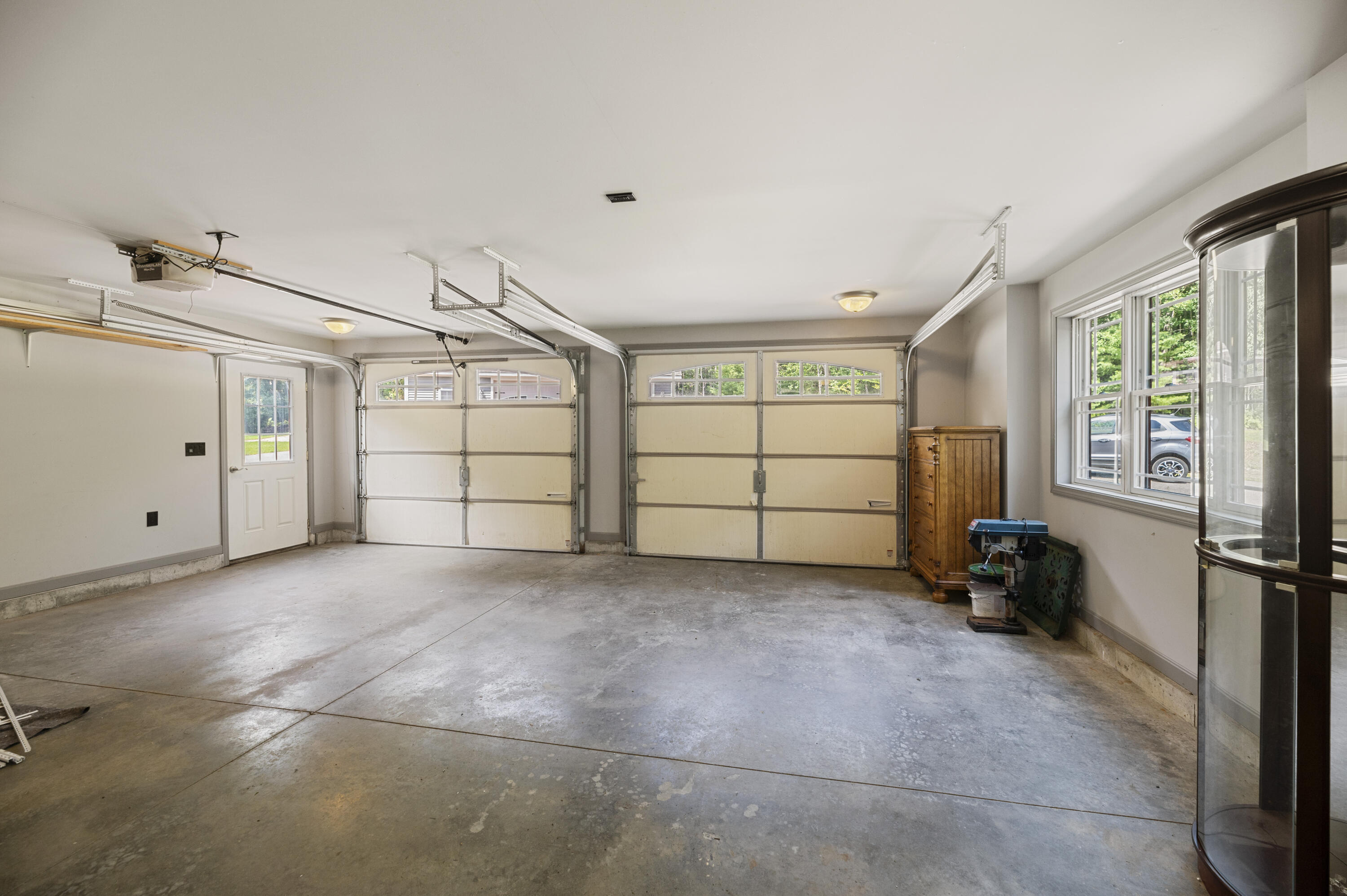main property photo 68
