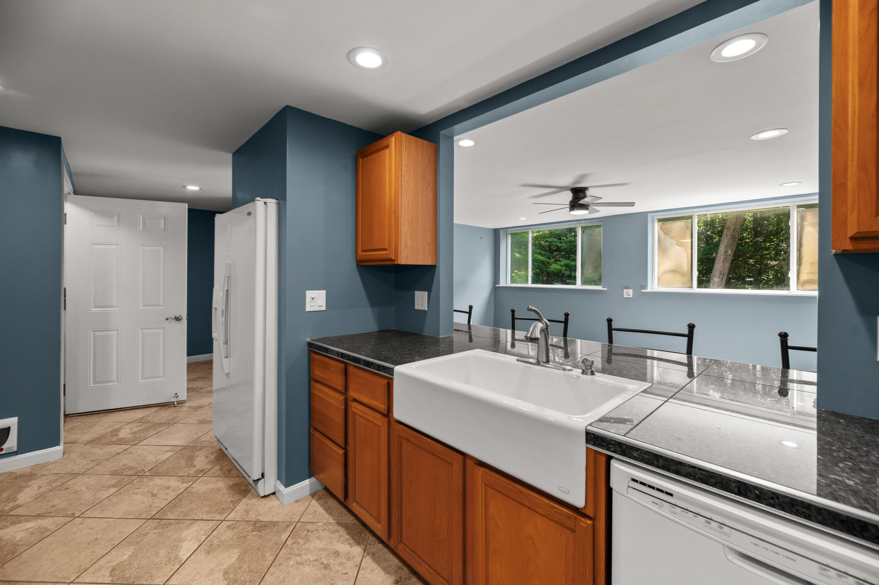 main property photo 72