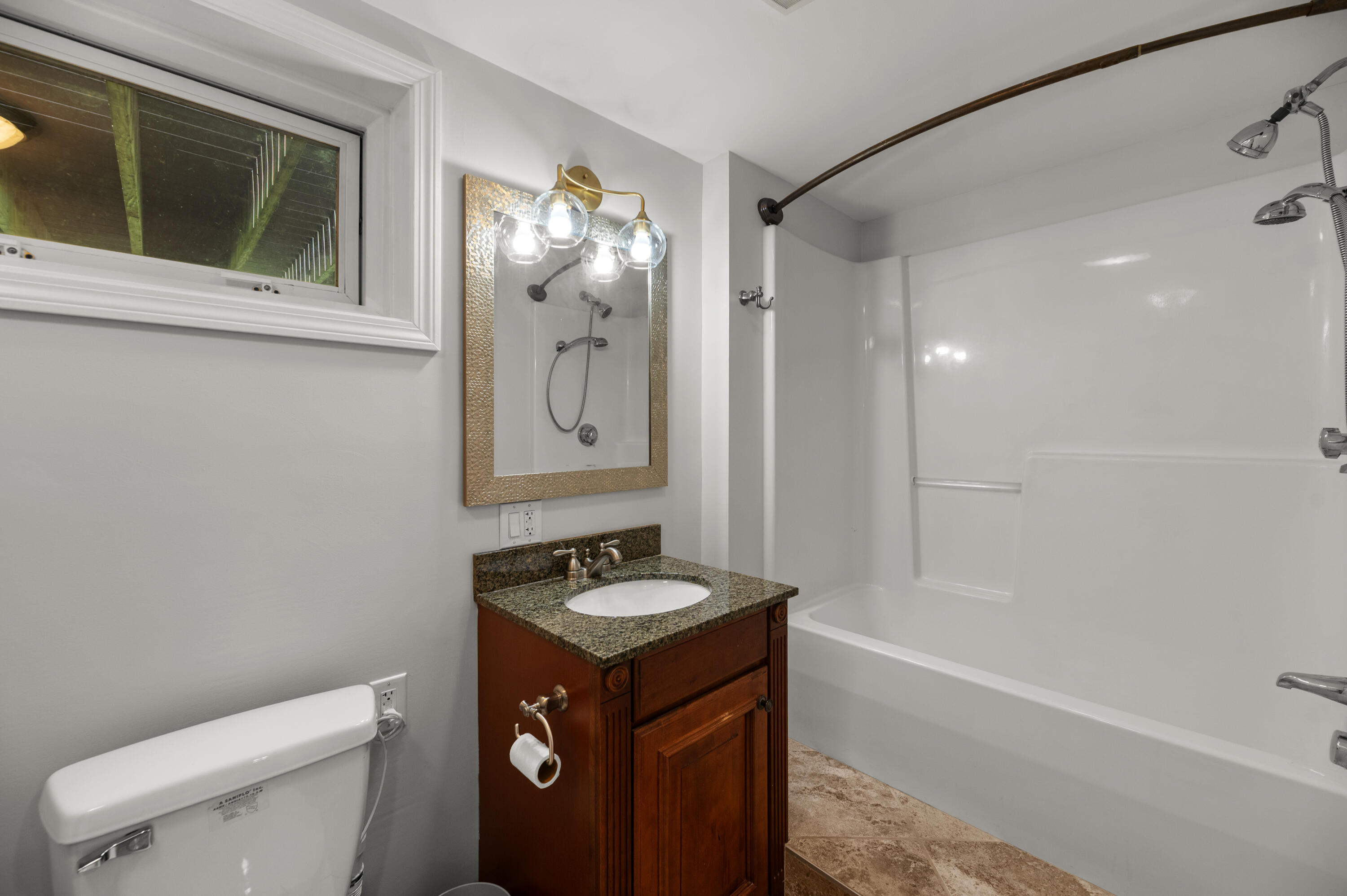 main property photo 76