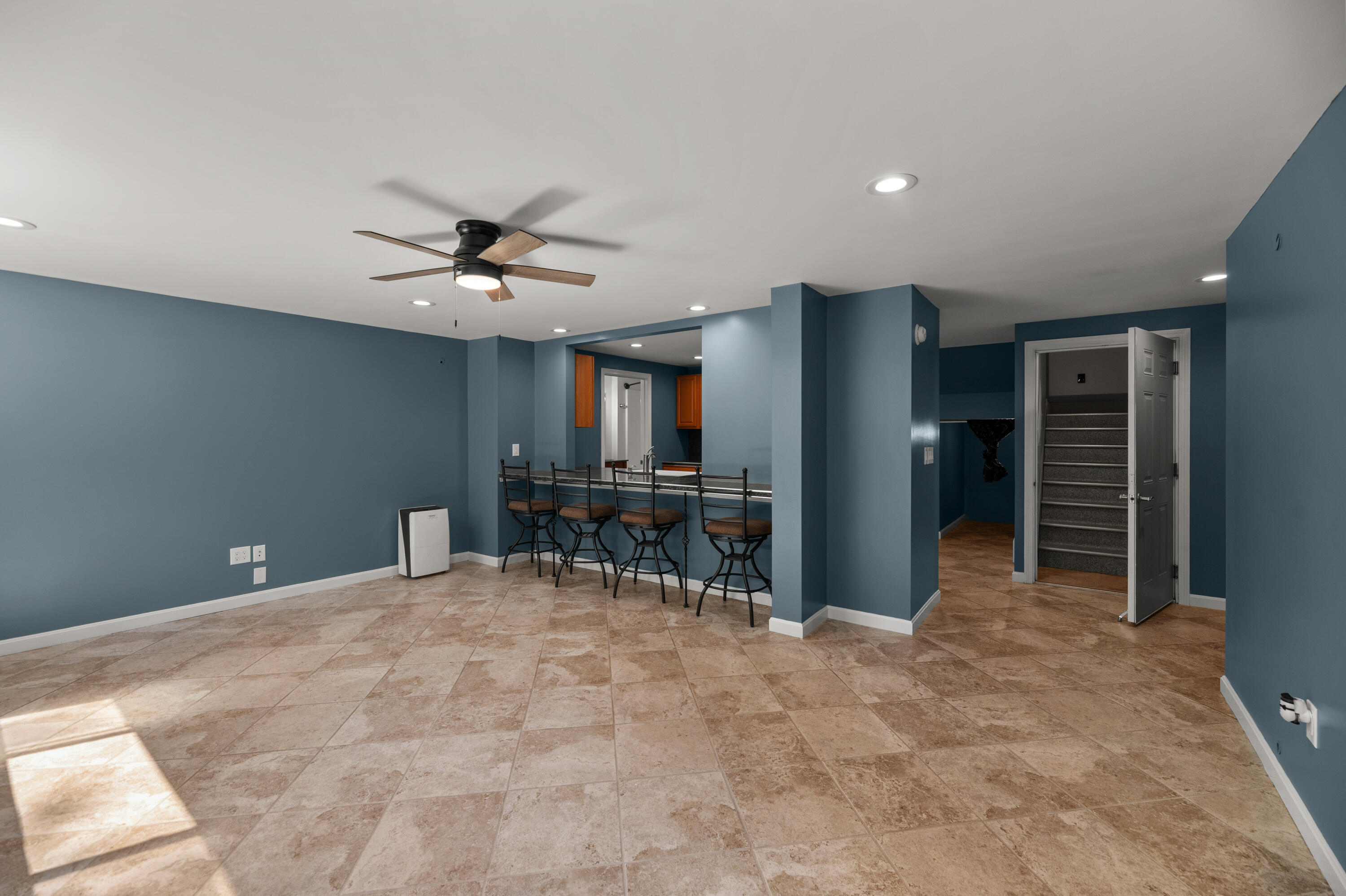 main property photo 87