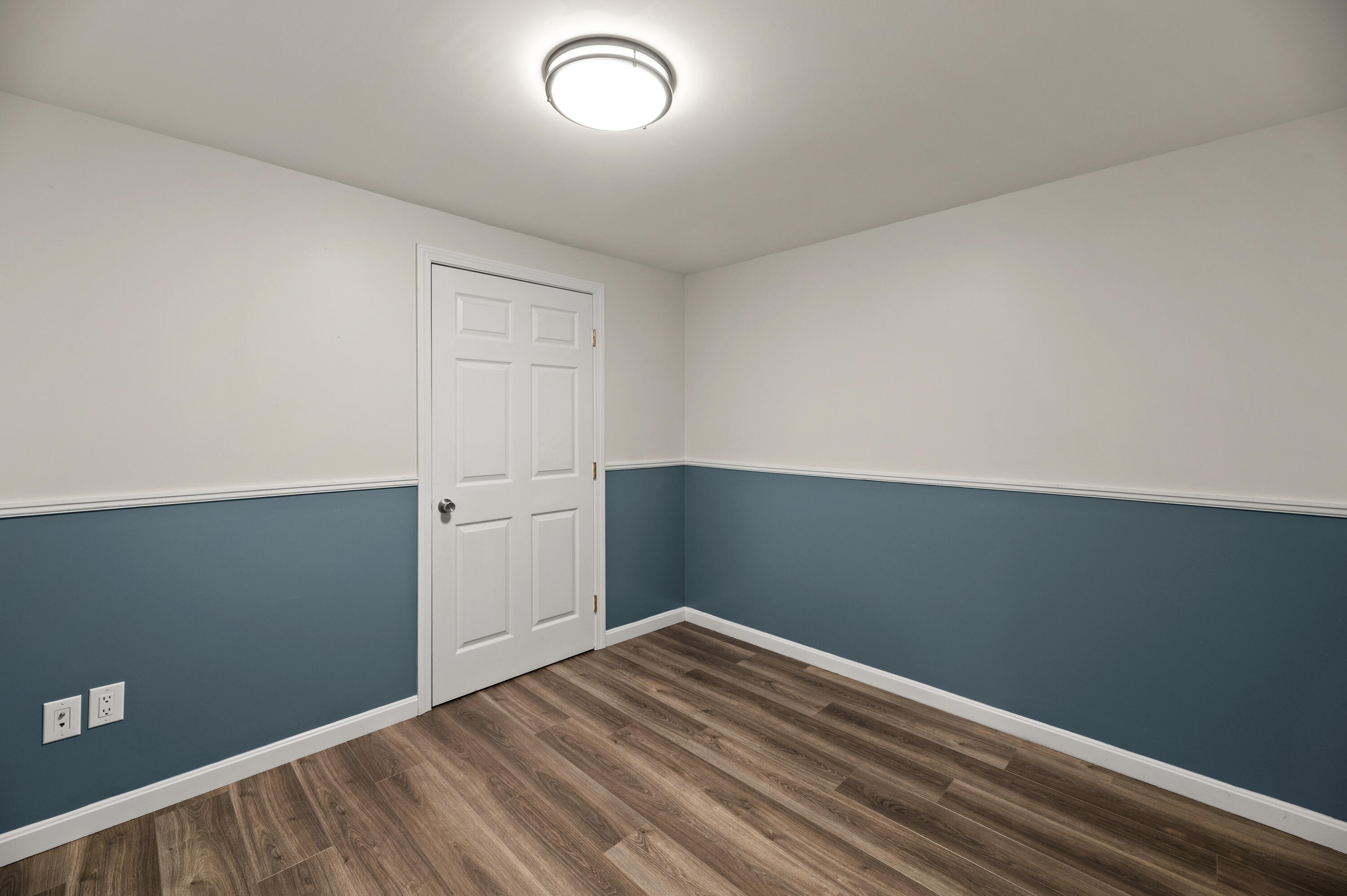 main property photo 92