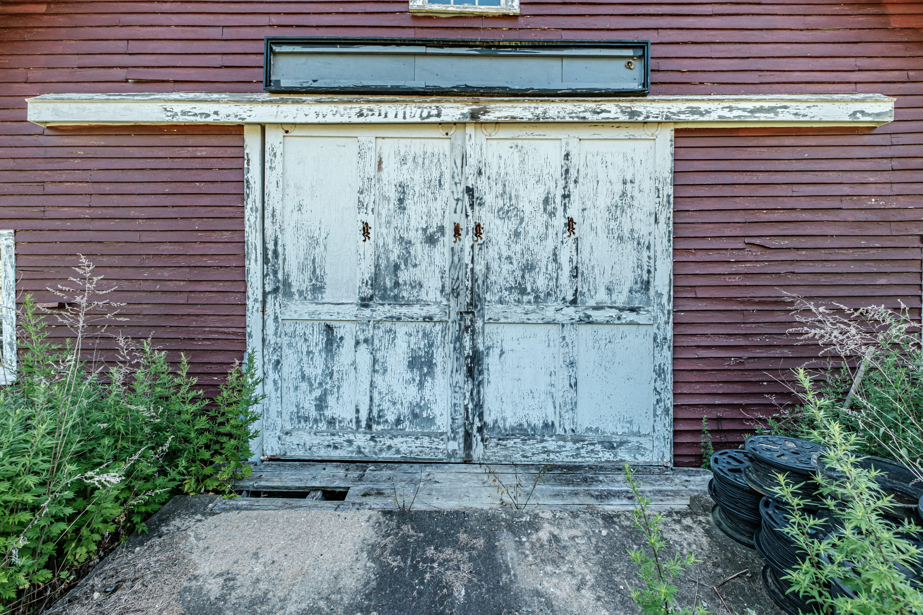 main property photo 34