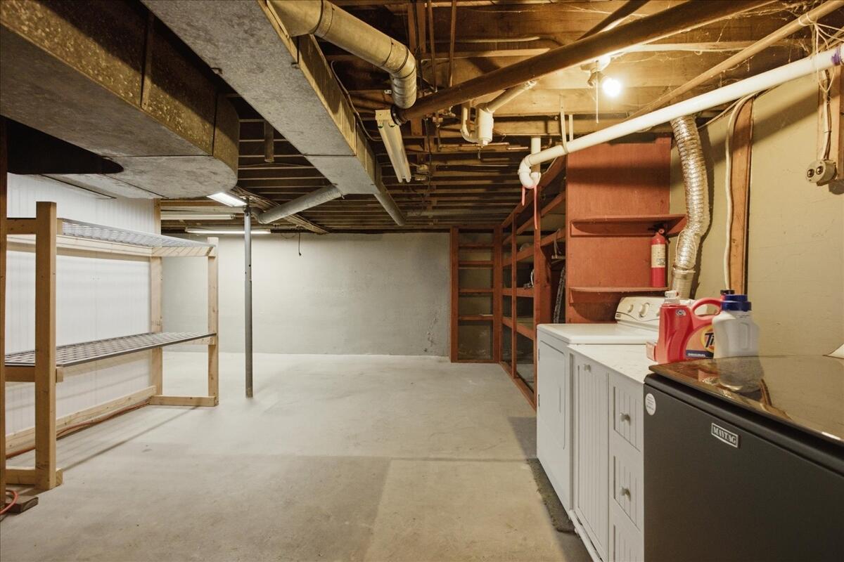 main property photo 64