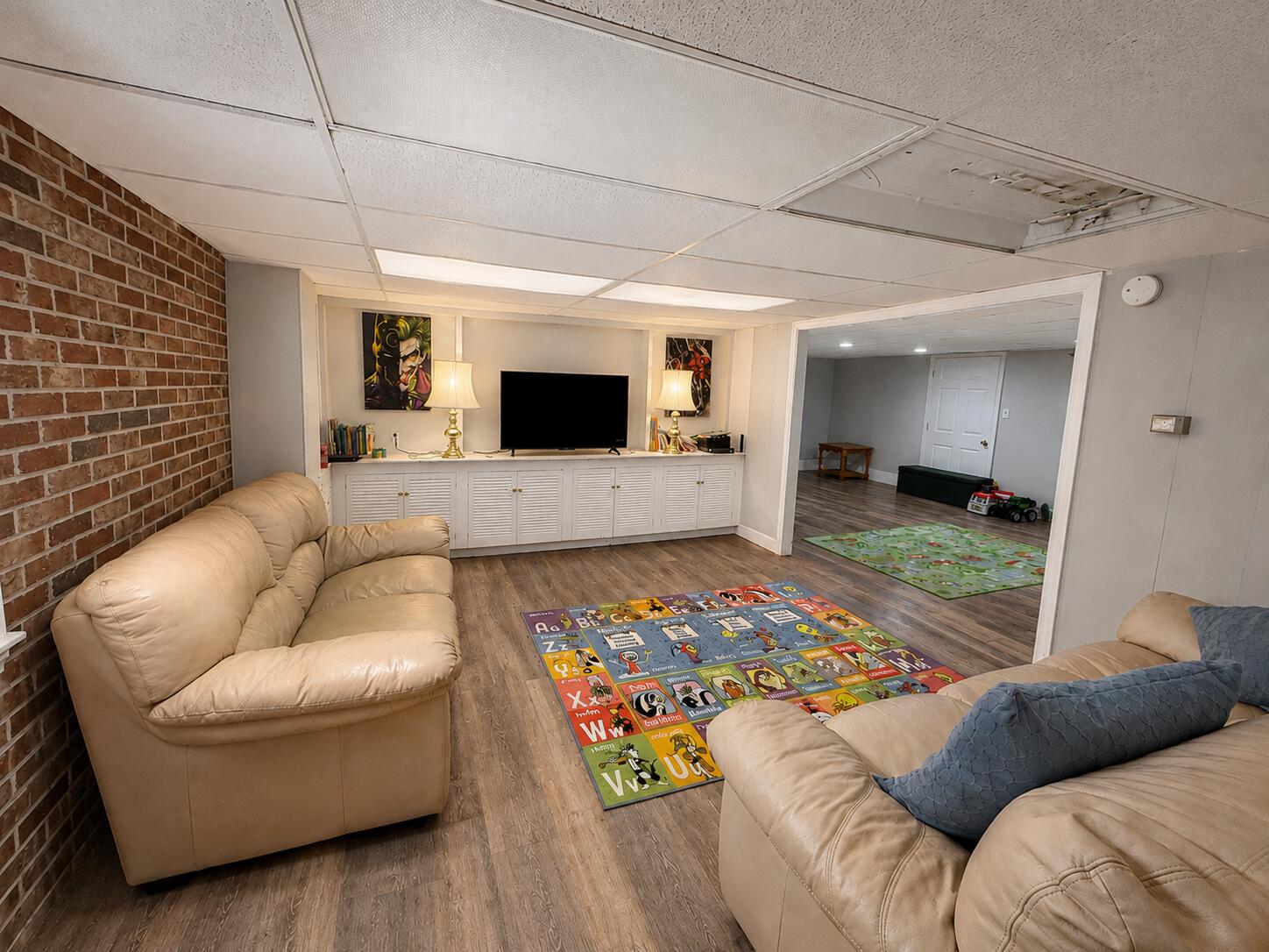 main property photo 14