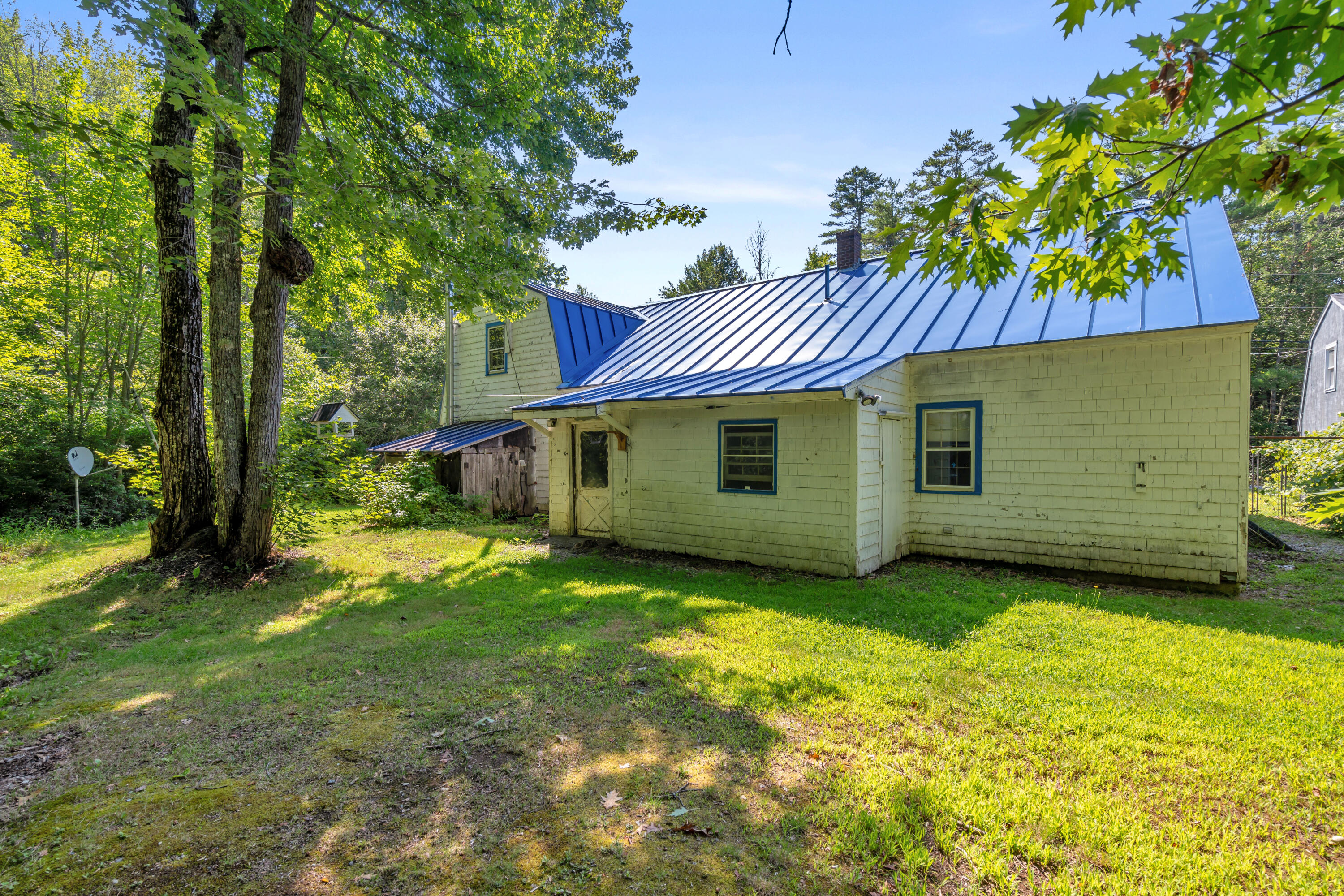 main property photo 37