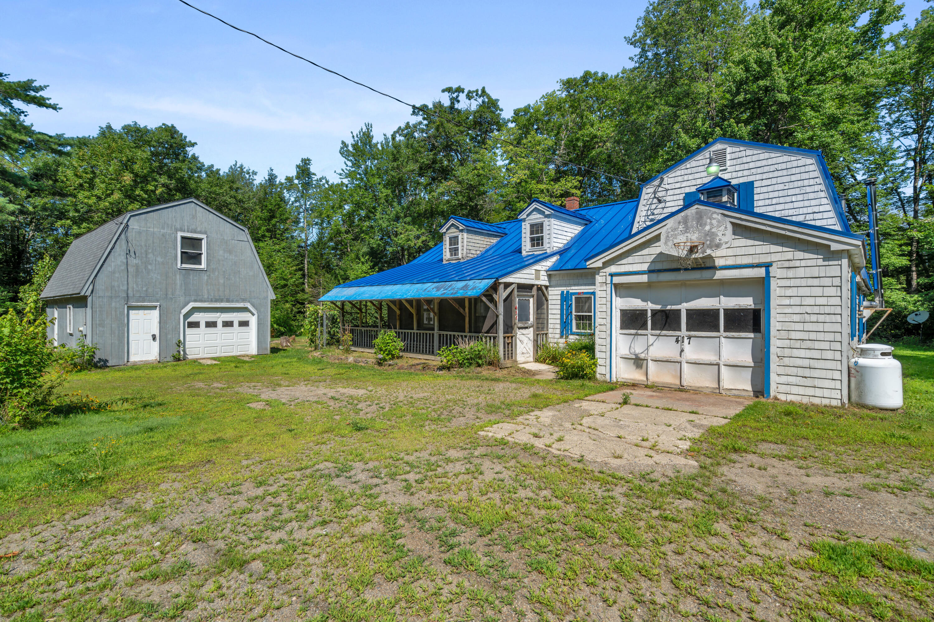 main property photo 40