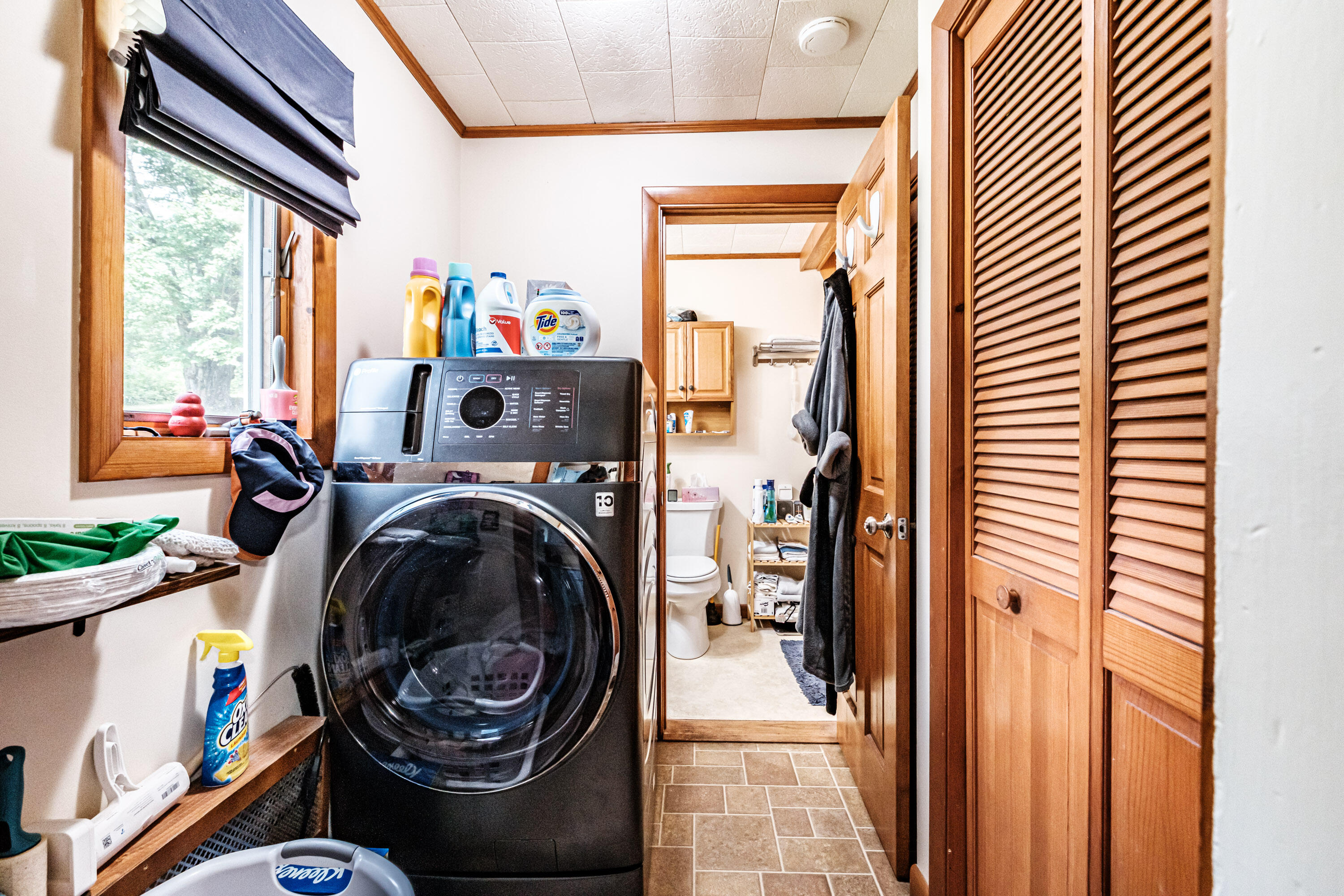 main property photo 20