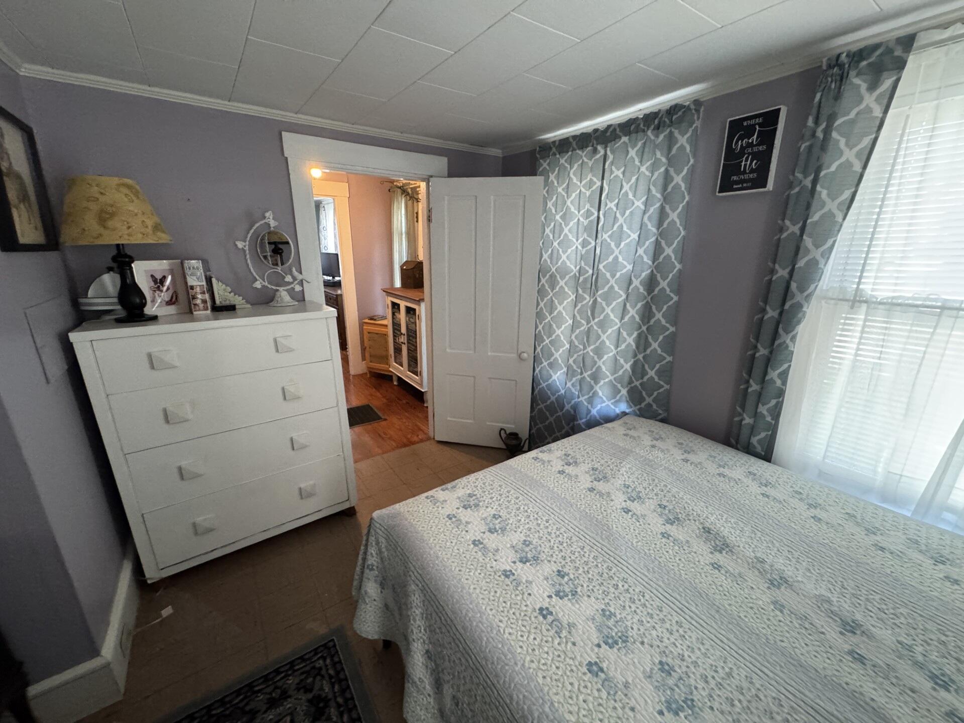 main property photo 13