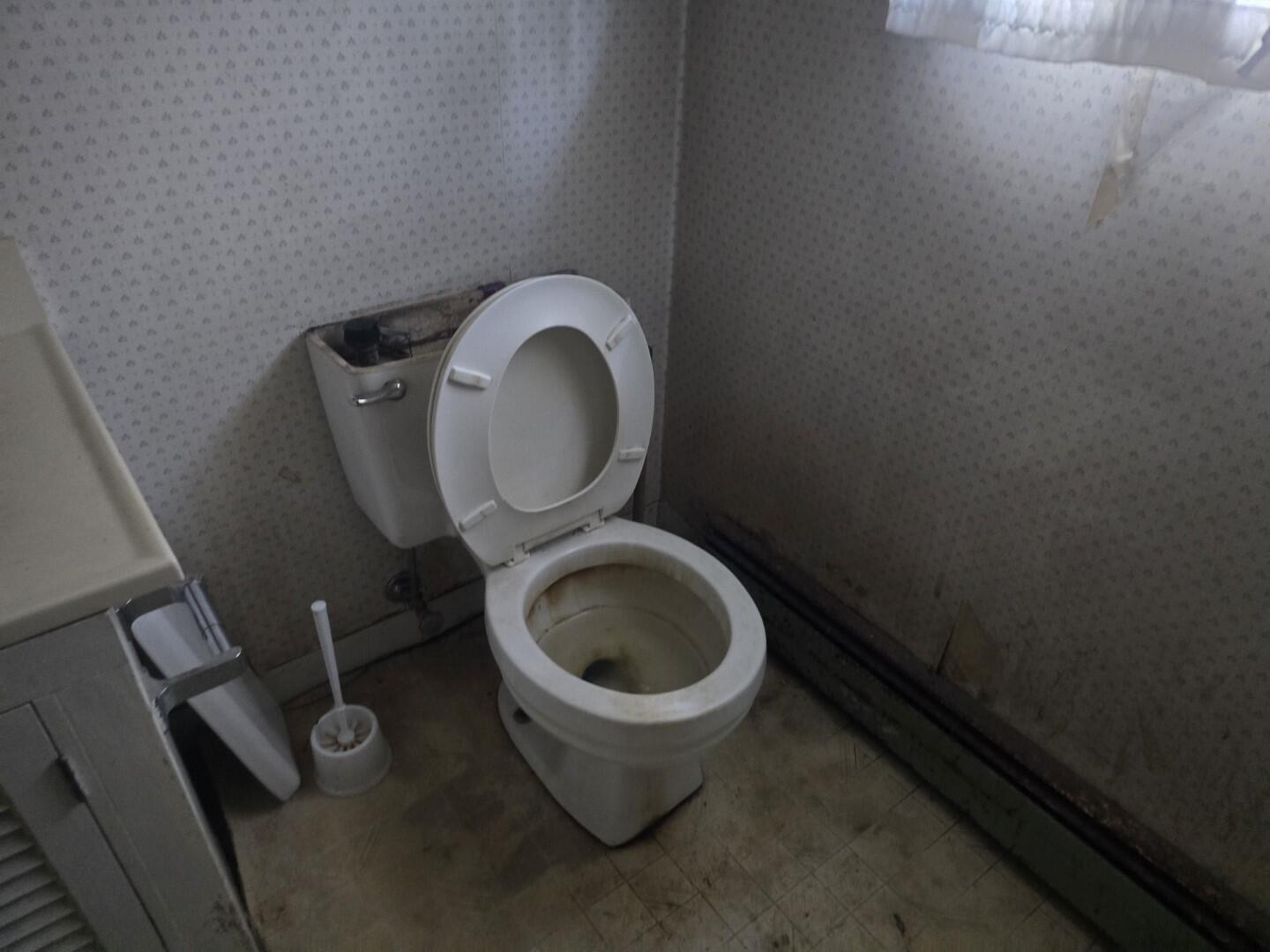 main property photo 12