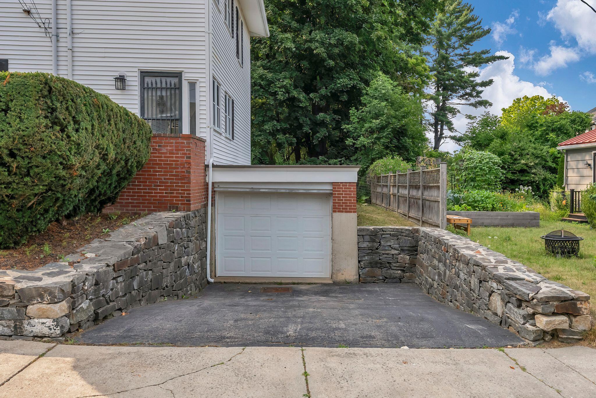 main property photo 82