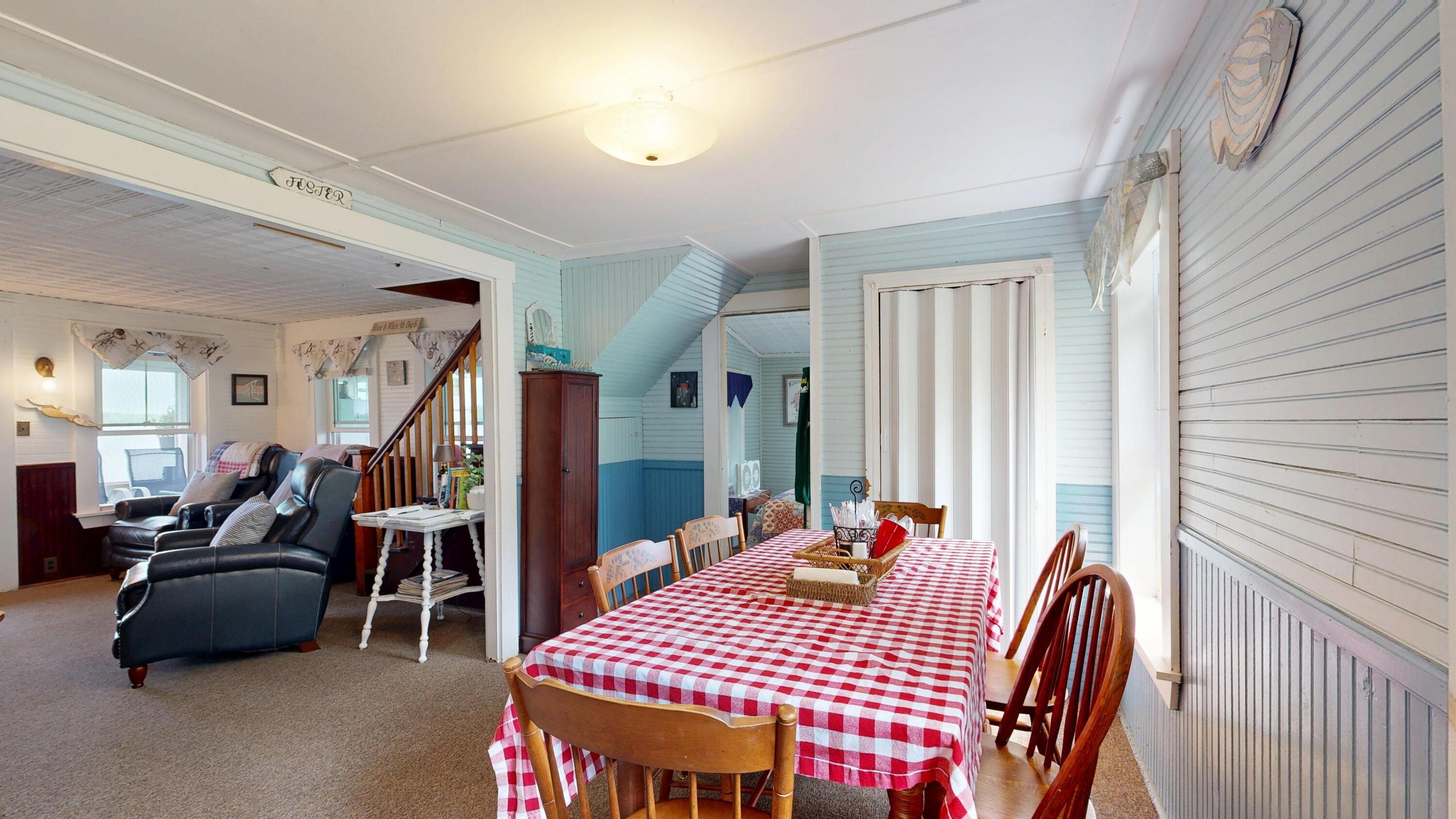 main property photo 13