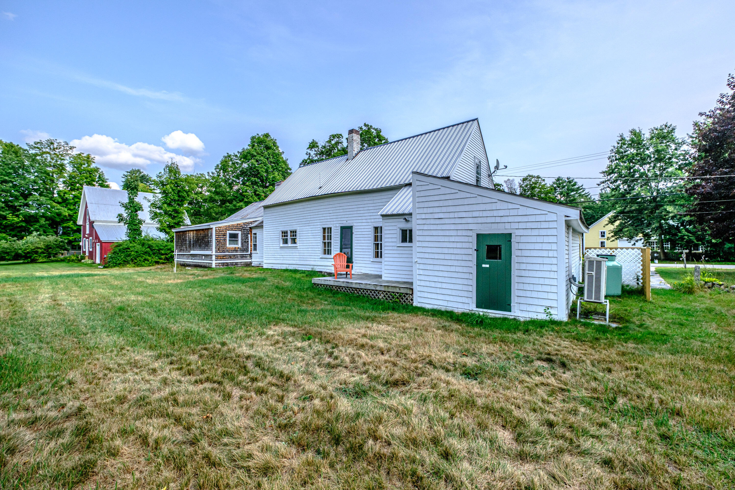 main property photo 75
