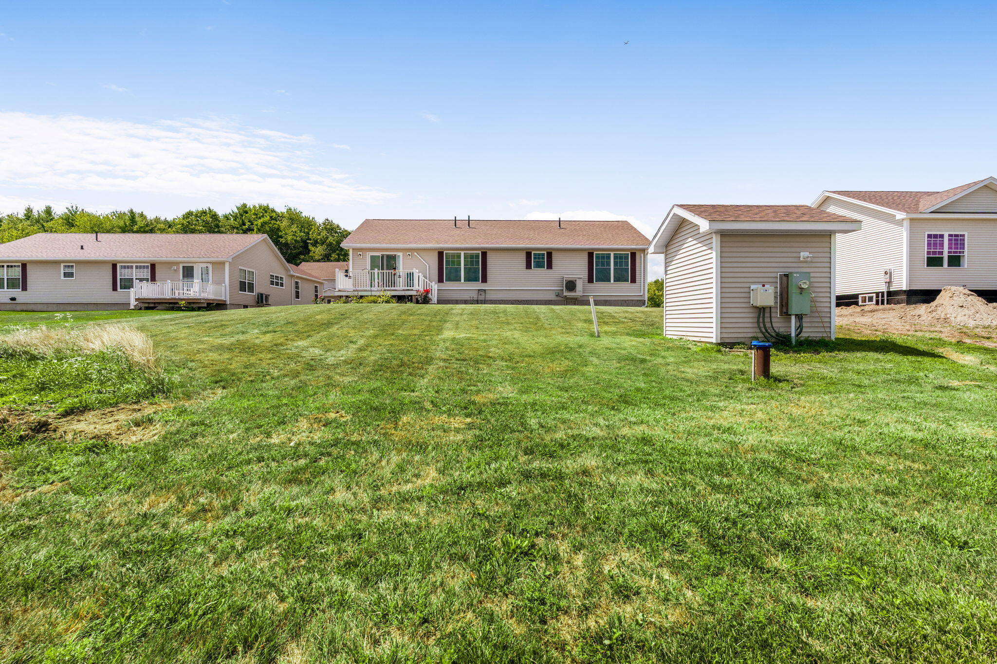 main property photo 42