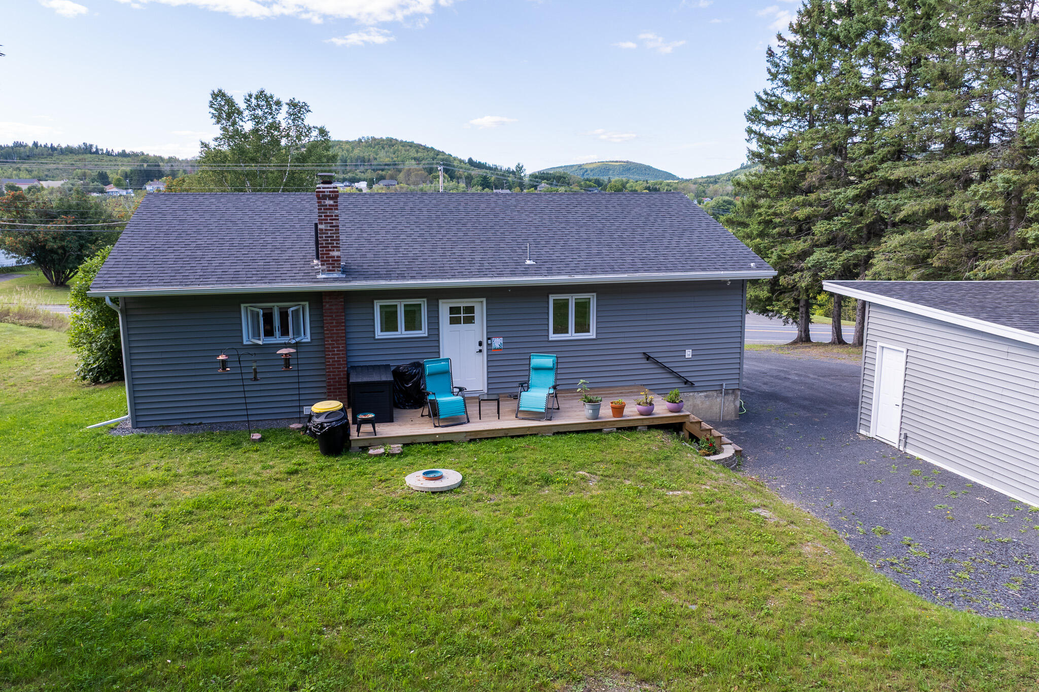 main property photo 70