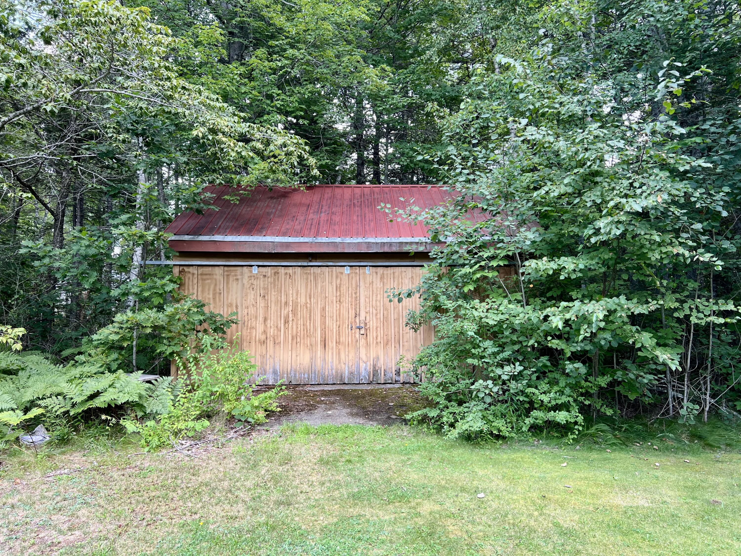 main property photo 13