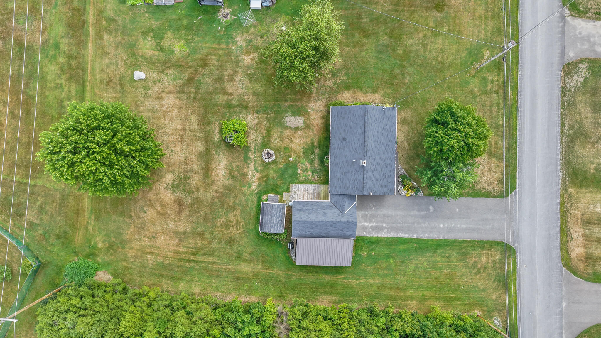 main property photo 29