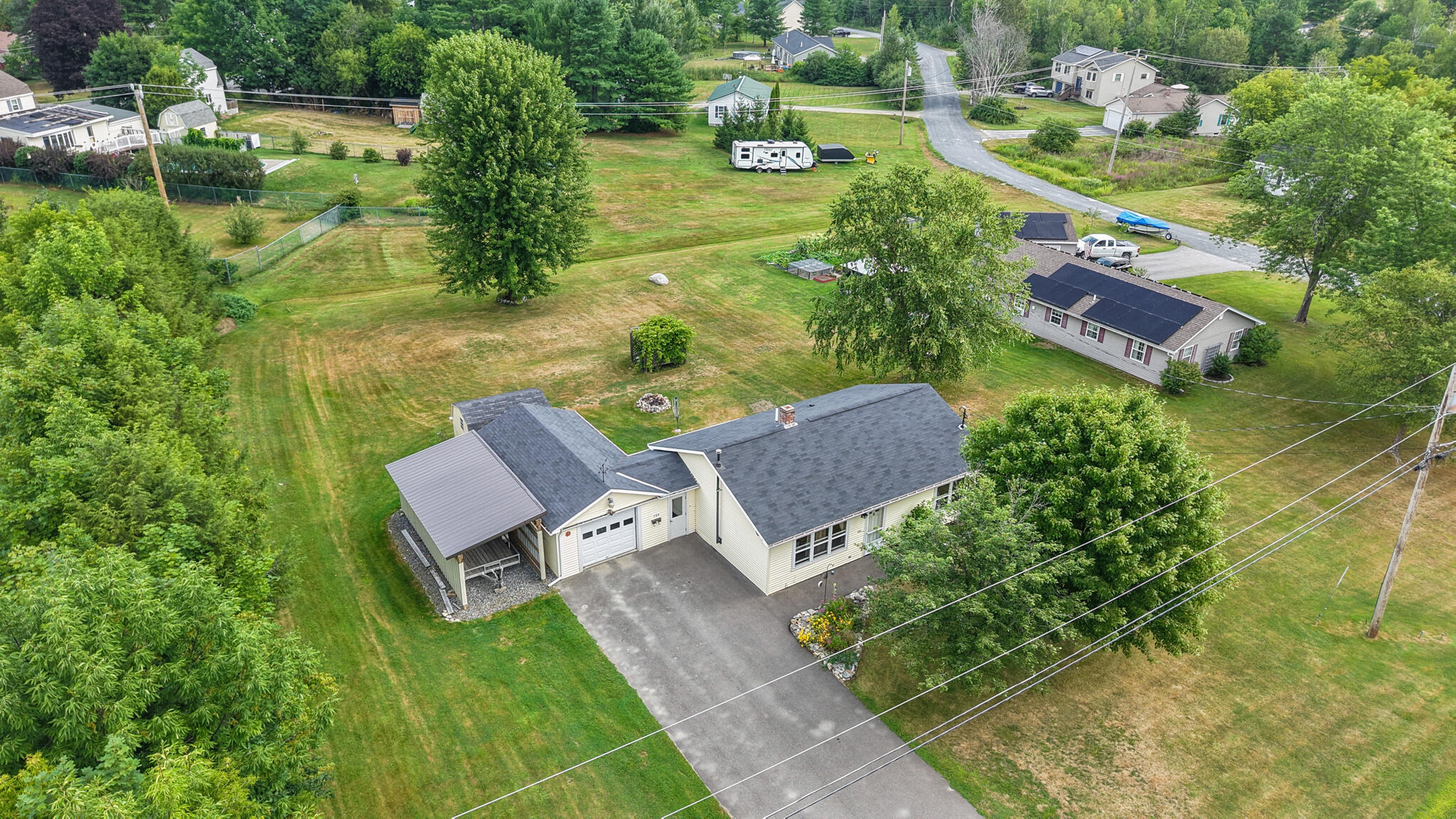 main property photo 33