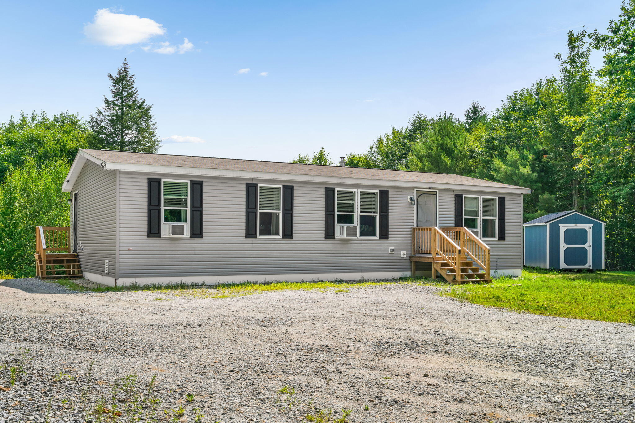 main property photo 4