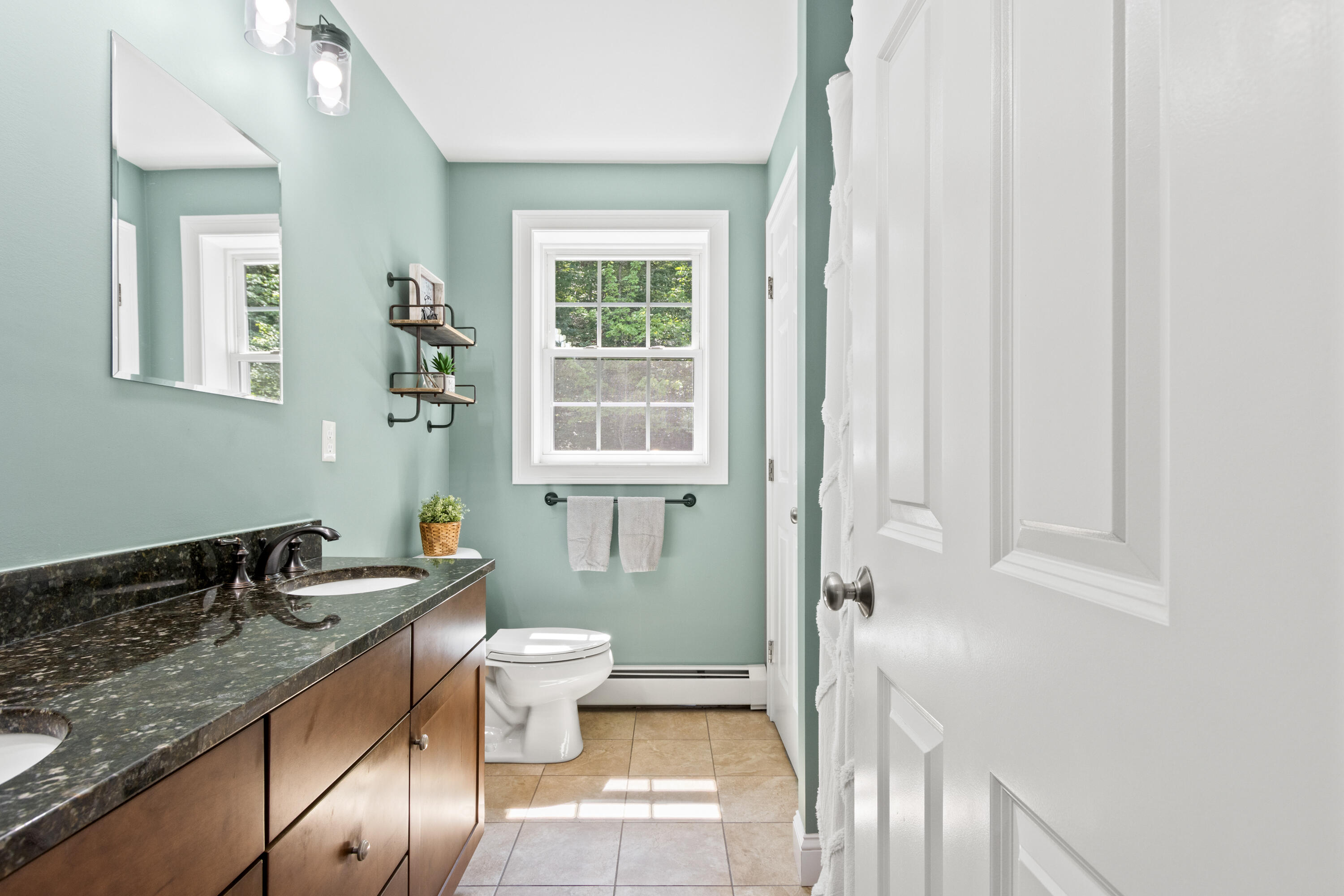main property photo 20