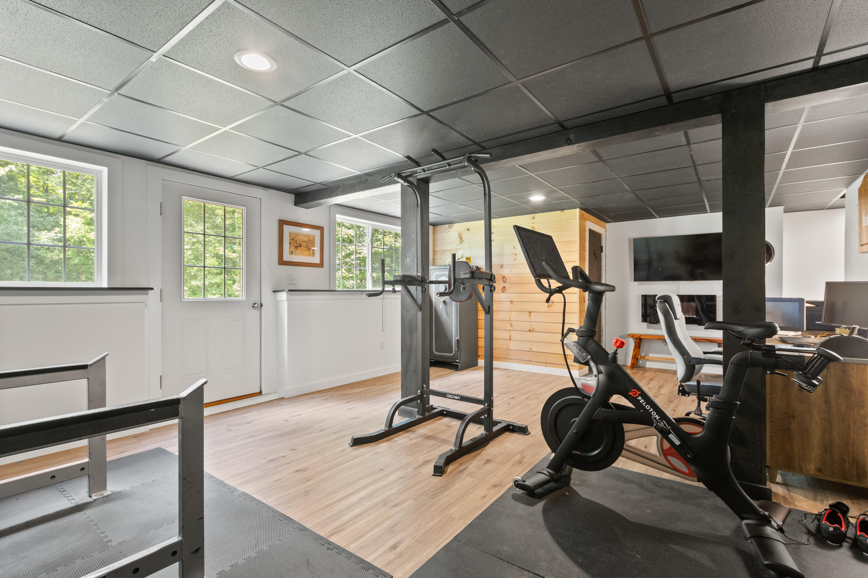 main property photo 26