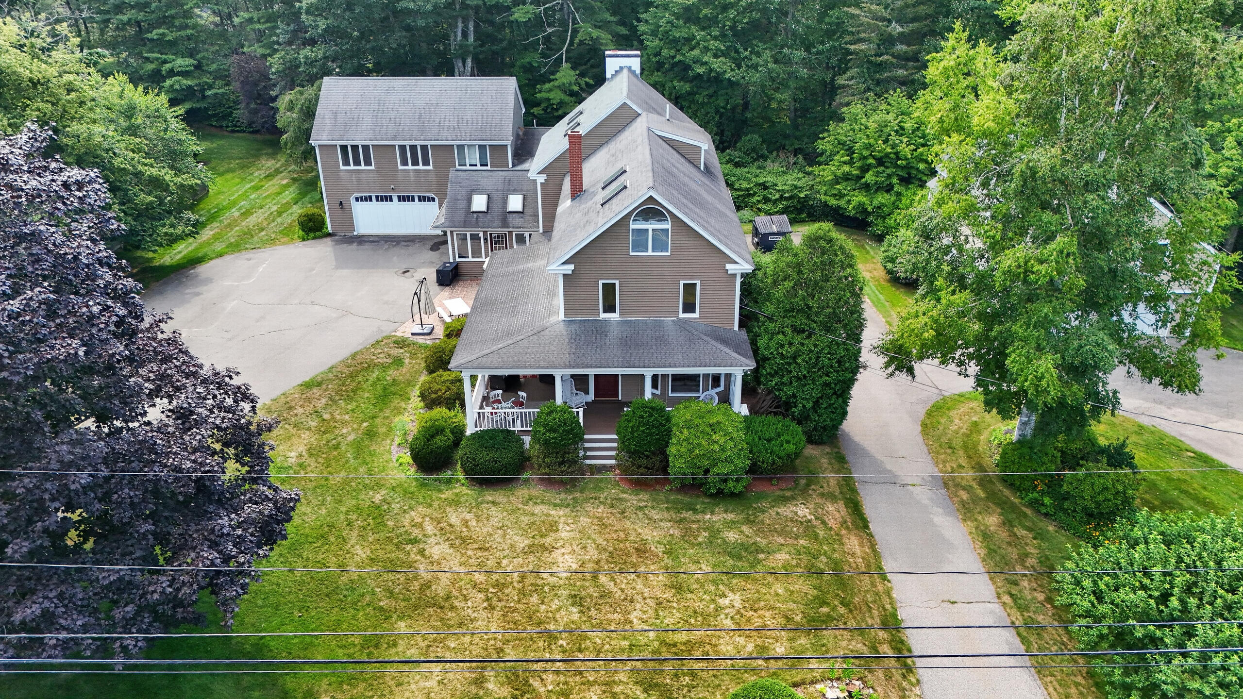 main property photo 3