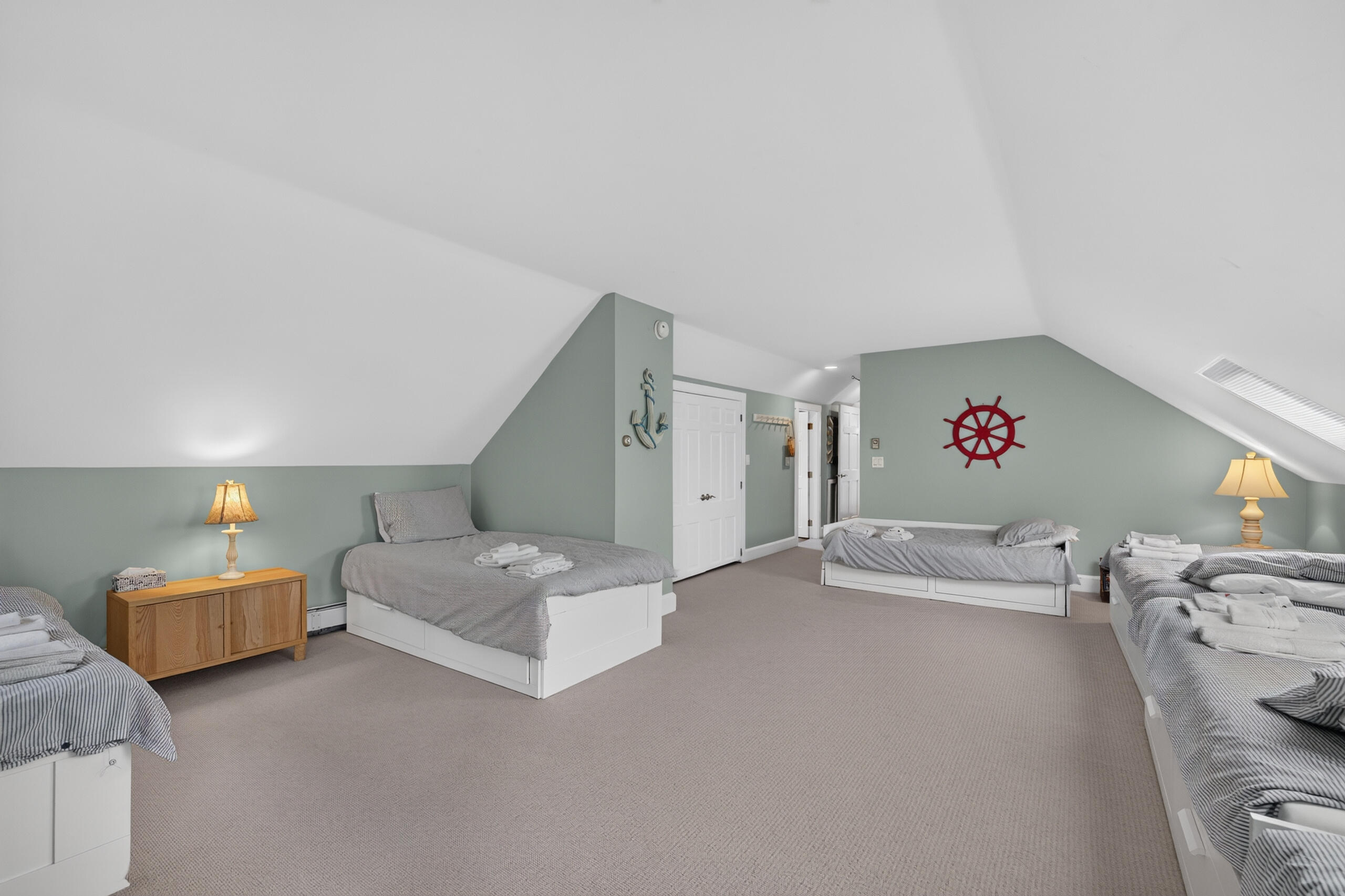 main property photo 80