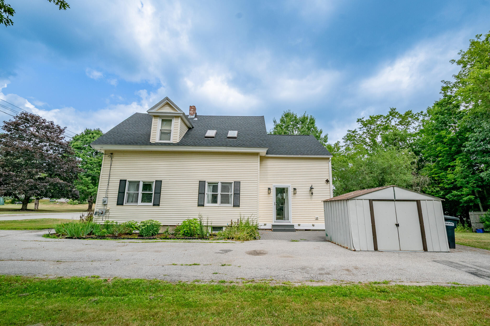 main property photo 60