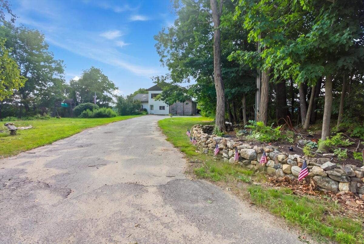 main property photo 45