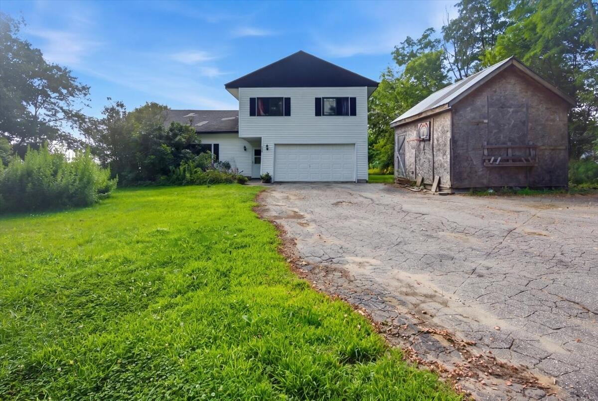 main property photo 46