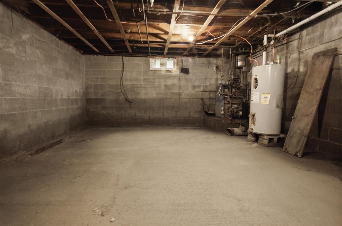 main property photo 67